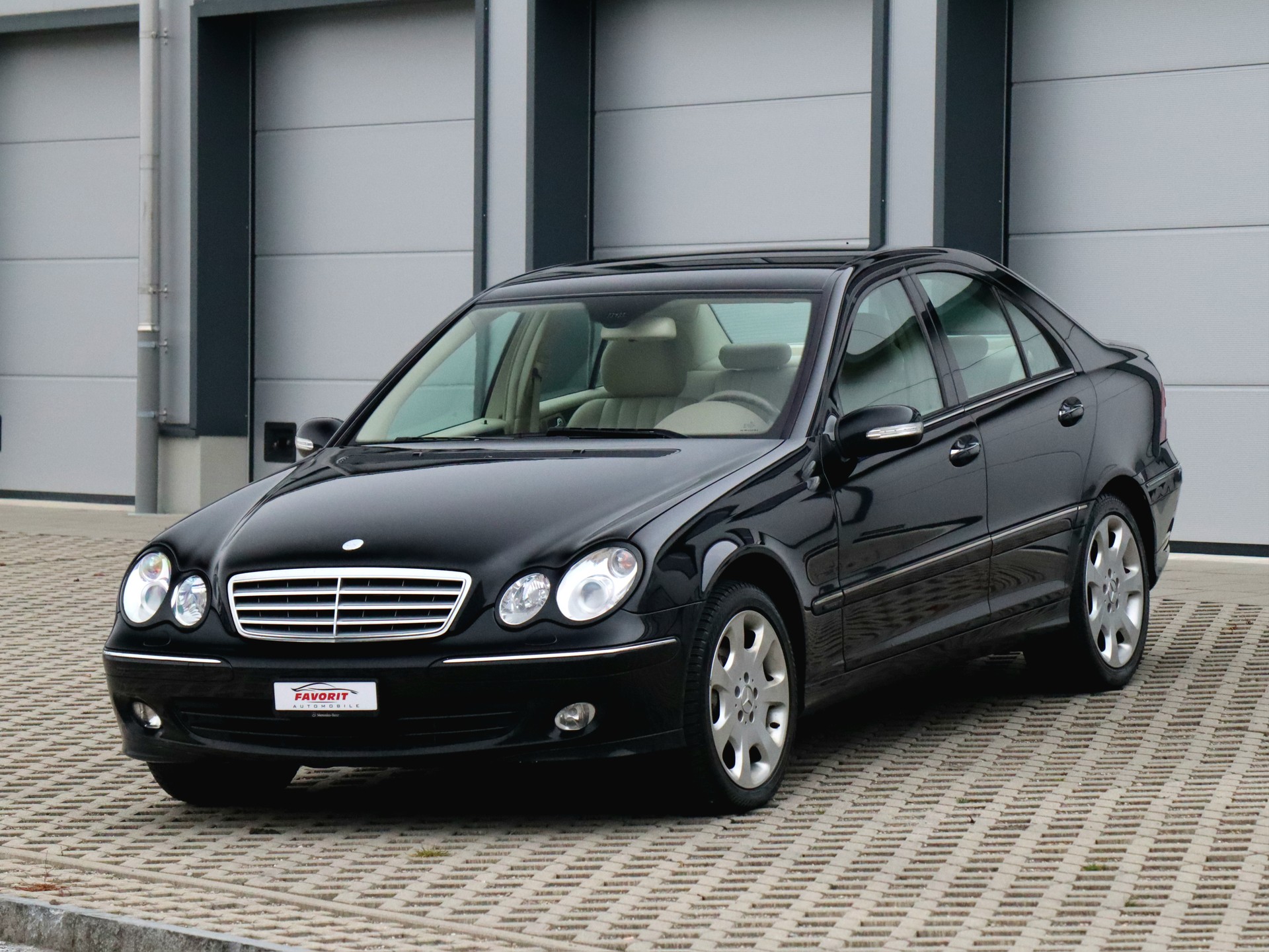 MERCEDES-BENZ C 350 4Matic Automatic (CH)-image-9