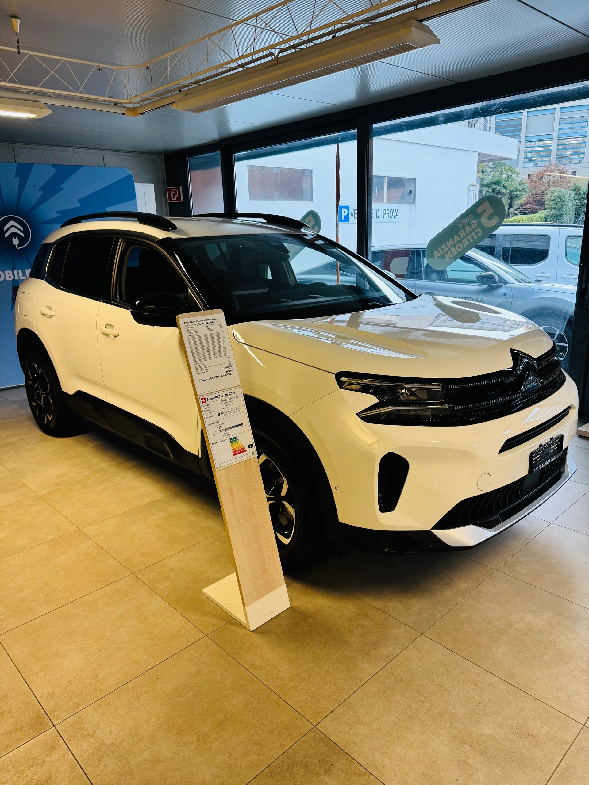 CITROEN C5 Aircross 1.6 PHEV Swiss Edition-image-2