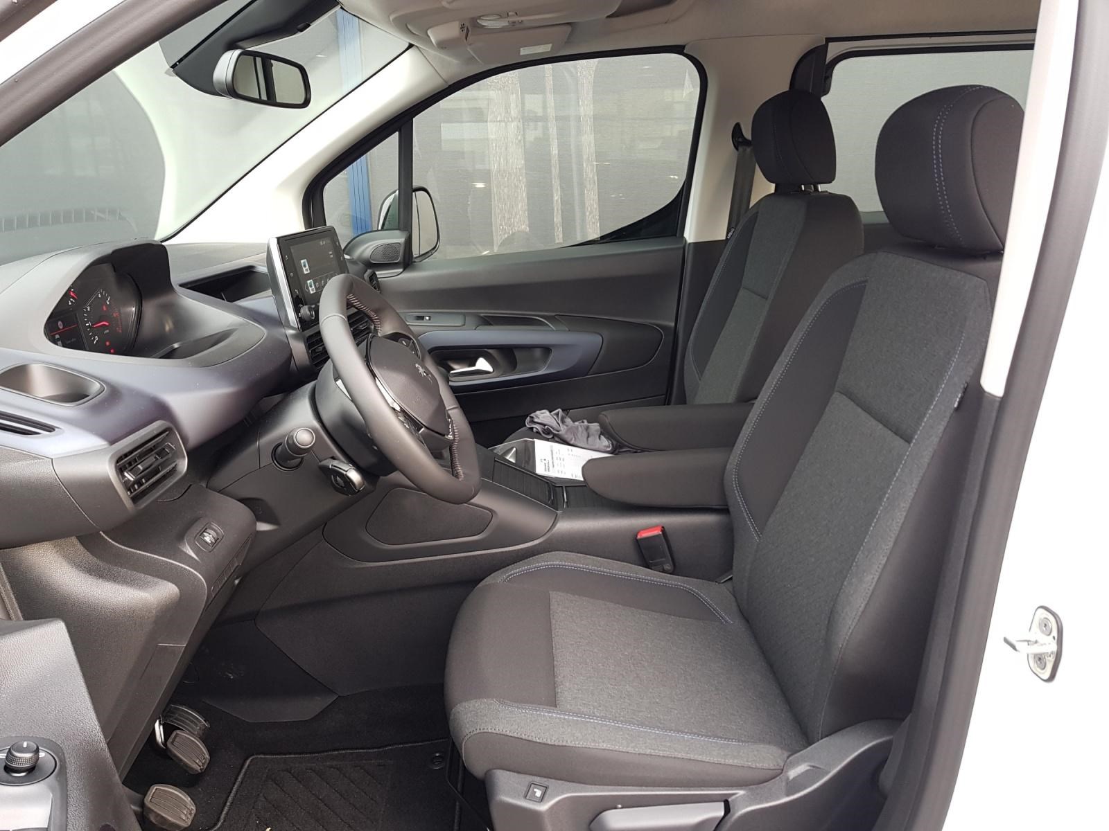 PEUGEOT Rifter 1.5 BlueHDi 100 Allure S/S-image-10