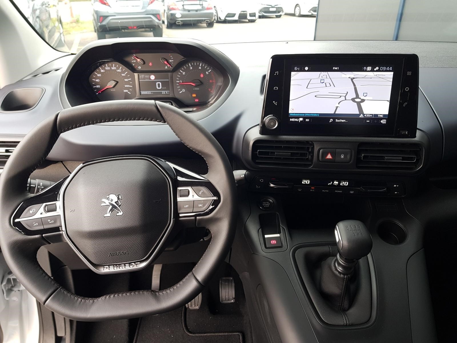 PEUGEOT Rifter 1.5 BlueHDi 100 Allure S/S-image-12