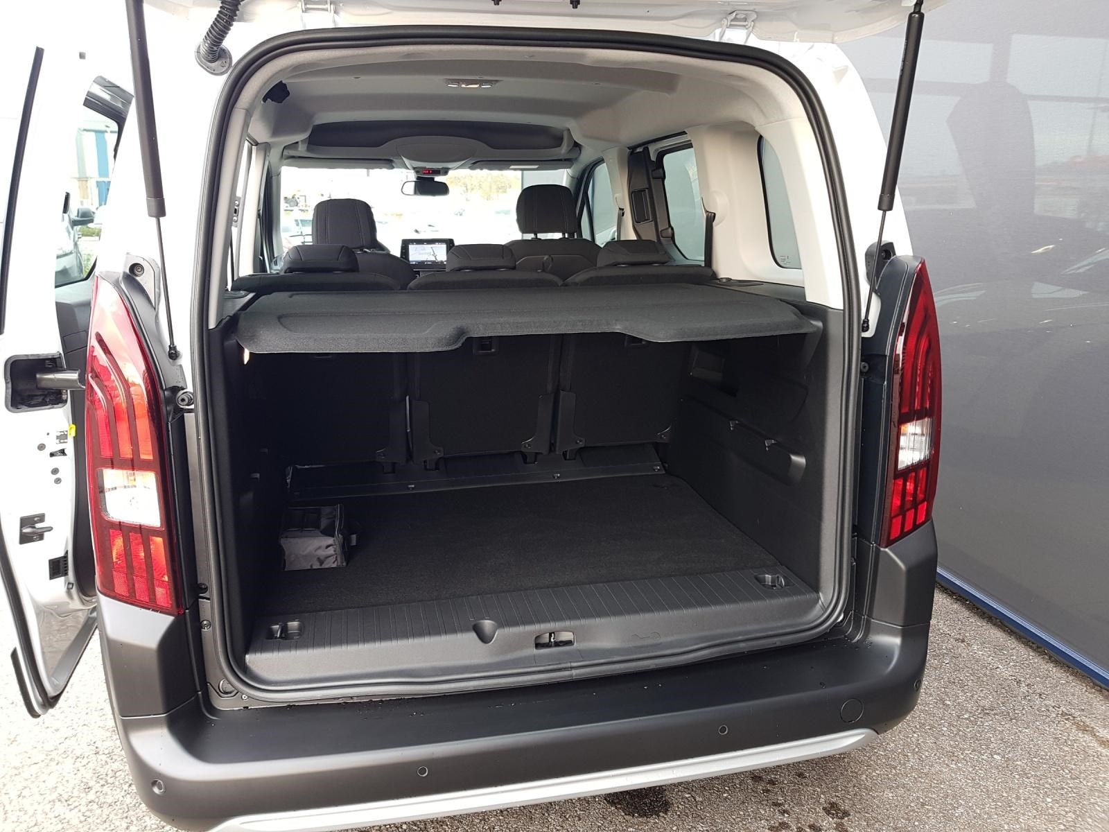 PEUGEOT Rifter 1.5 BlueHDi 100 Allure S/S-image-9