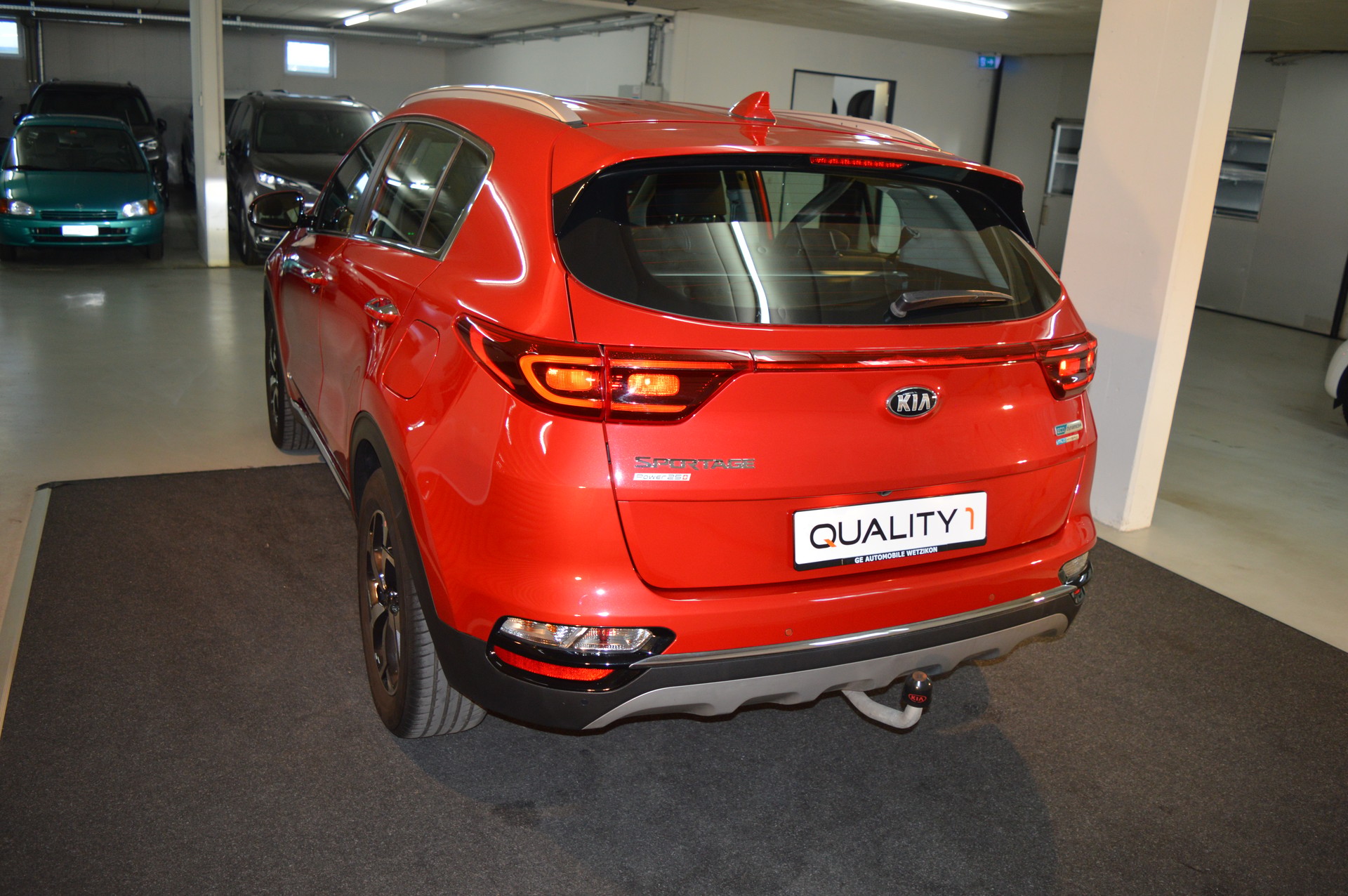 KIA Sportage 1.6CRDi Mild Hybrid Power 25 4WD Automat-image-12
