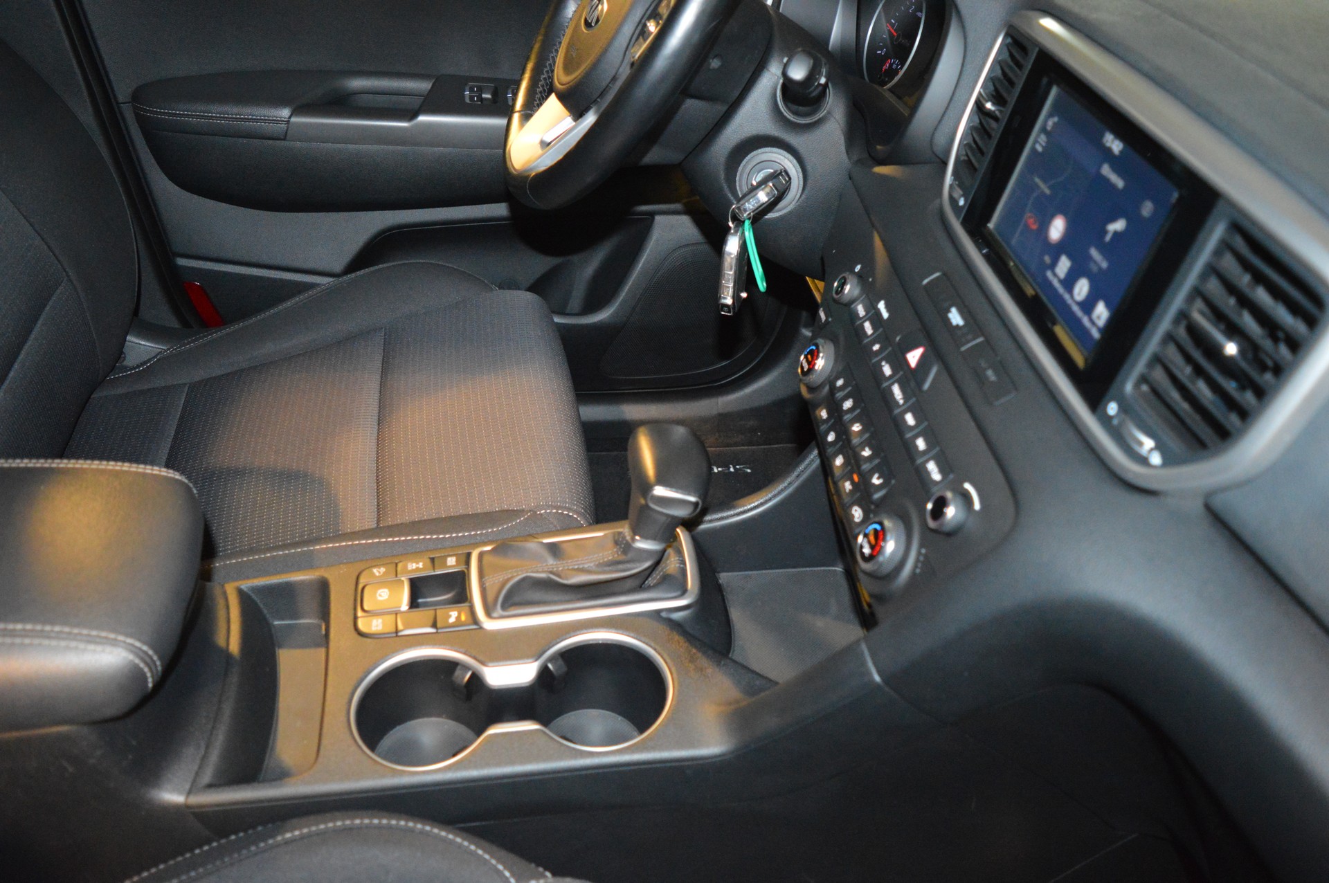 KIA Sportage 1.6CRDi Mild Hybrid Power 25 4WD Automat-image-16