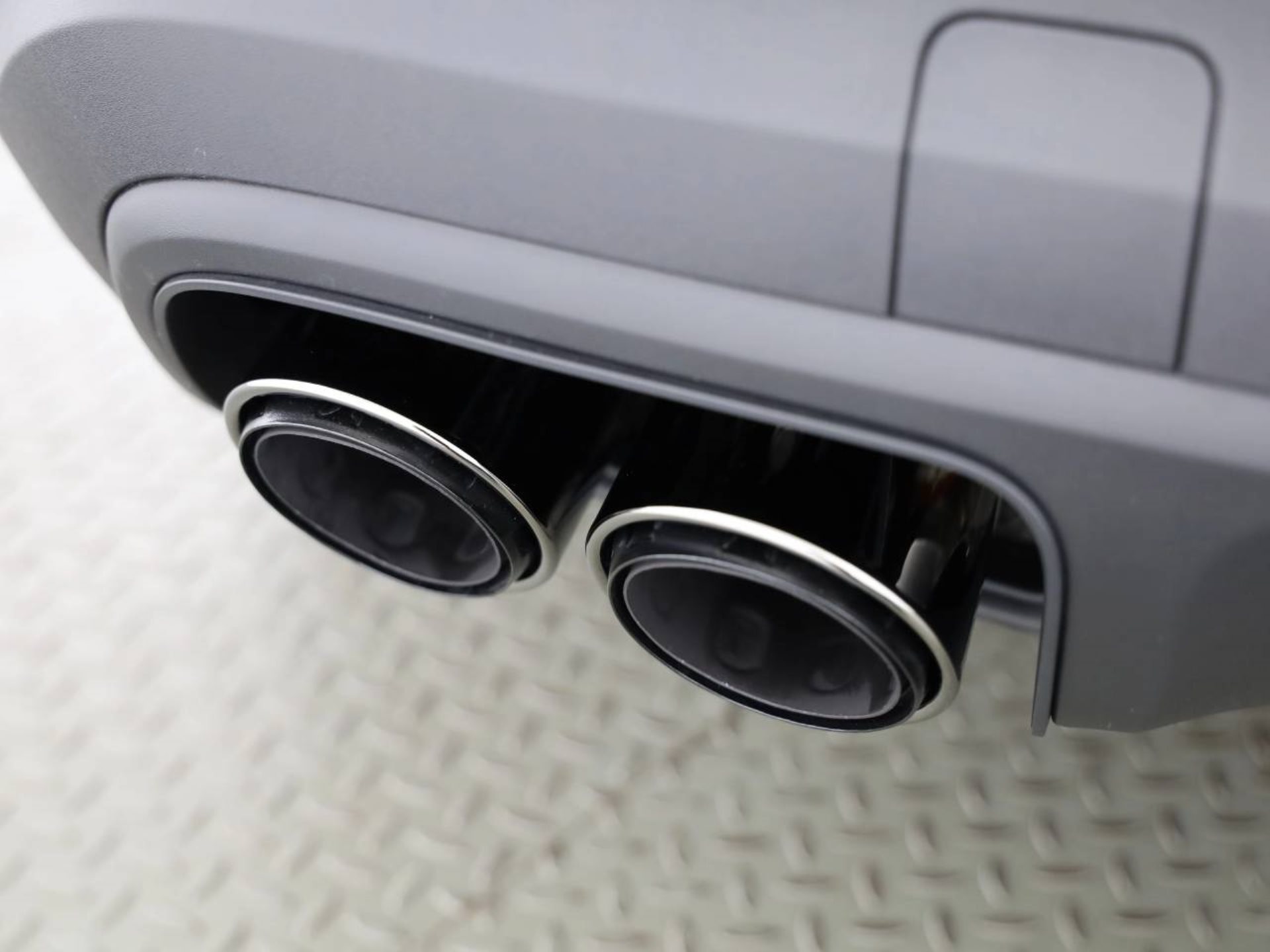 PORSCHE Cayenne E-Hybrid Coupé-image-8