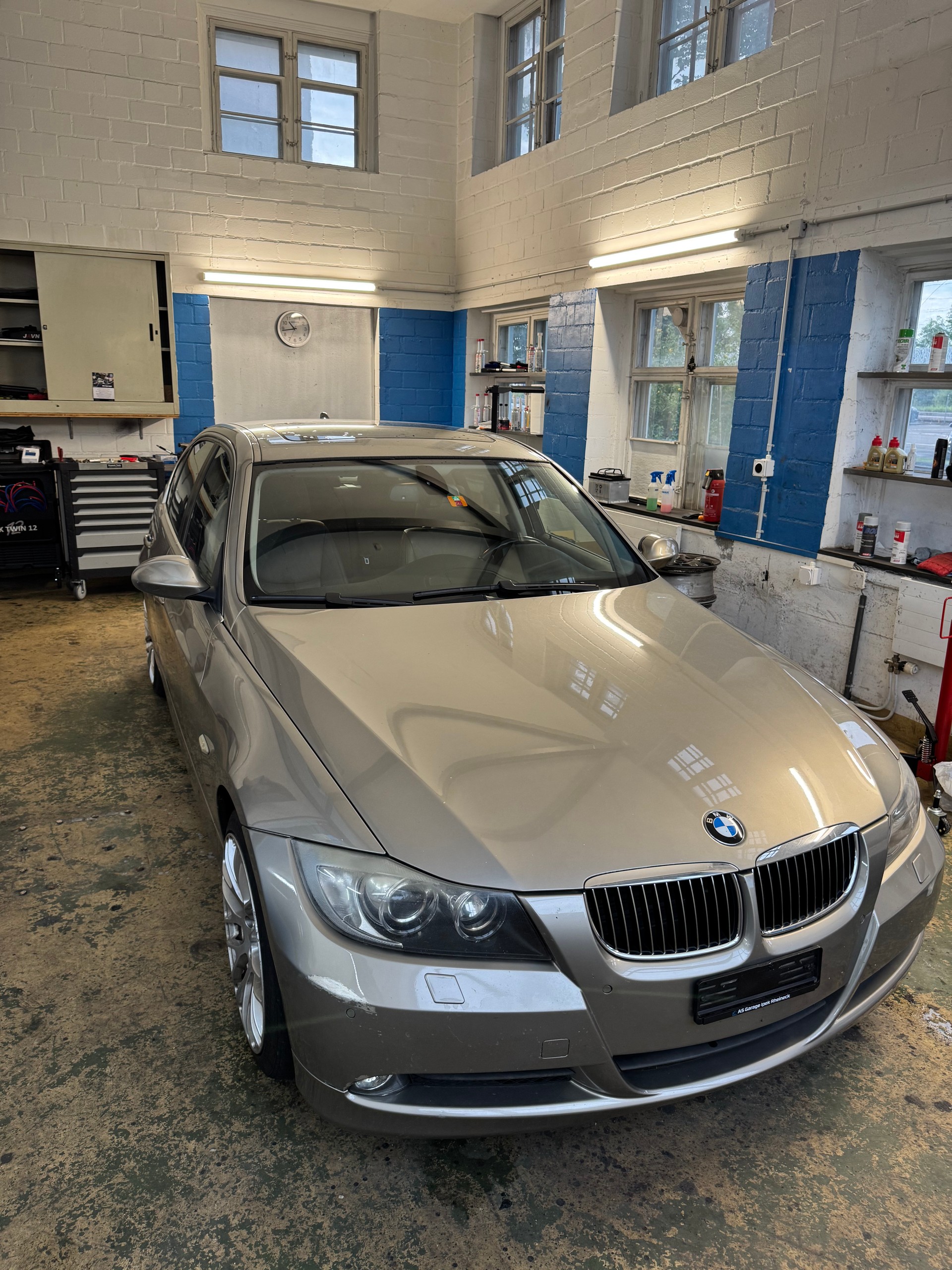 BMW 325i Steptronic
