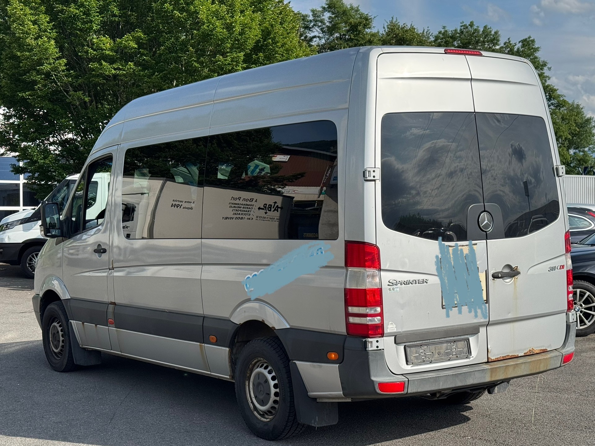 MERCEDES-BENZ 311 CDI-image-4
