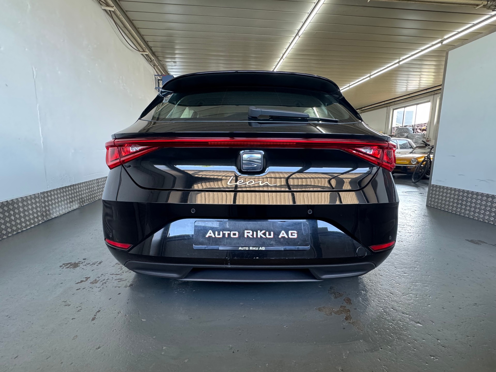 SEAT Leon 1.5 TGI DSG Style-image-11