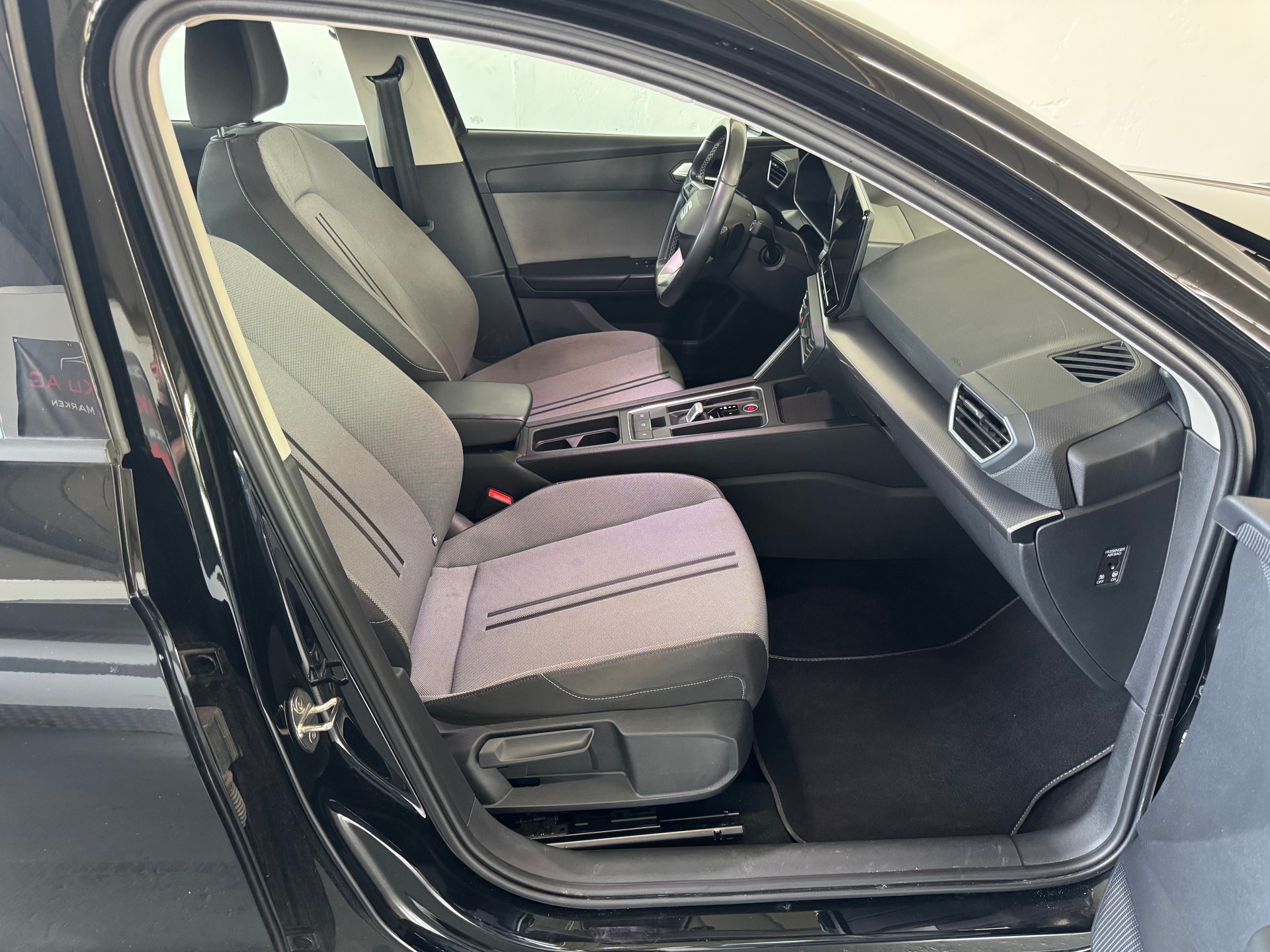 SEAT Leon 1.5 TGI DSG Style-image-23