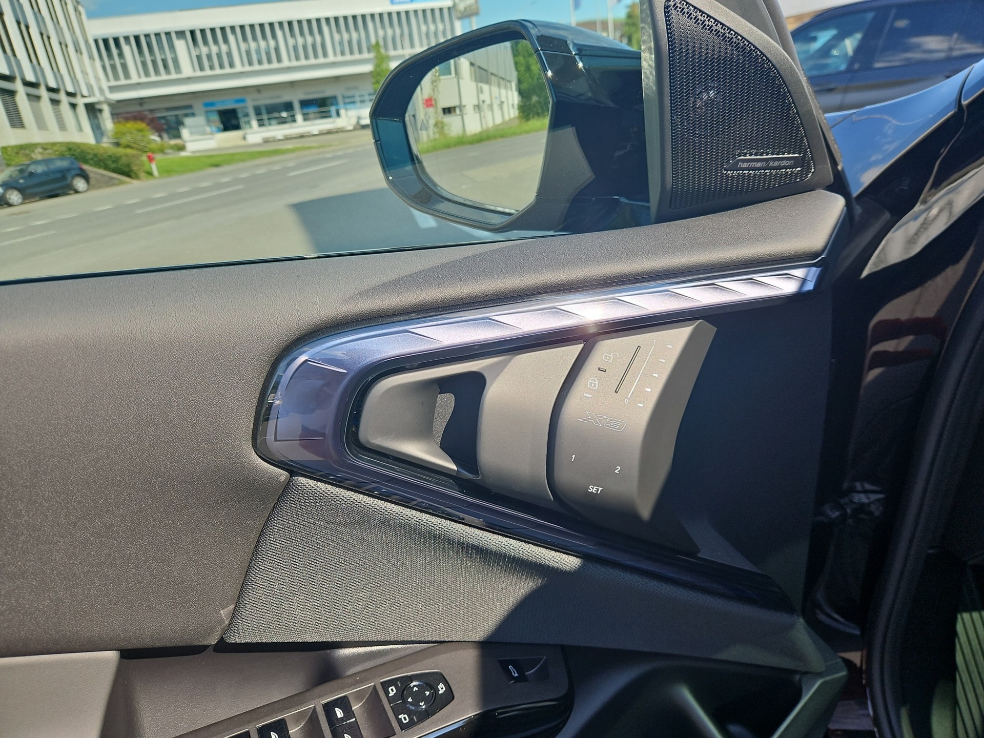 BMW X3 xDrive M50 48V M Sport Pro-image-19