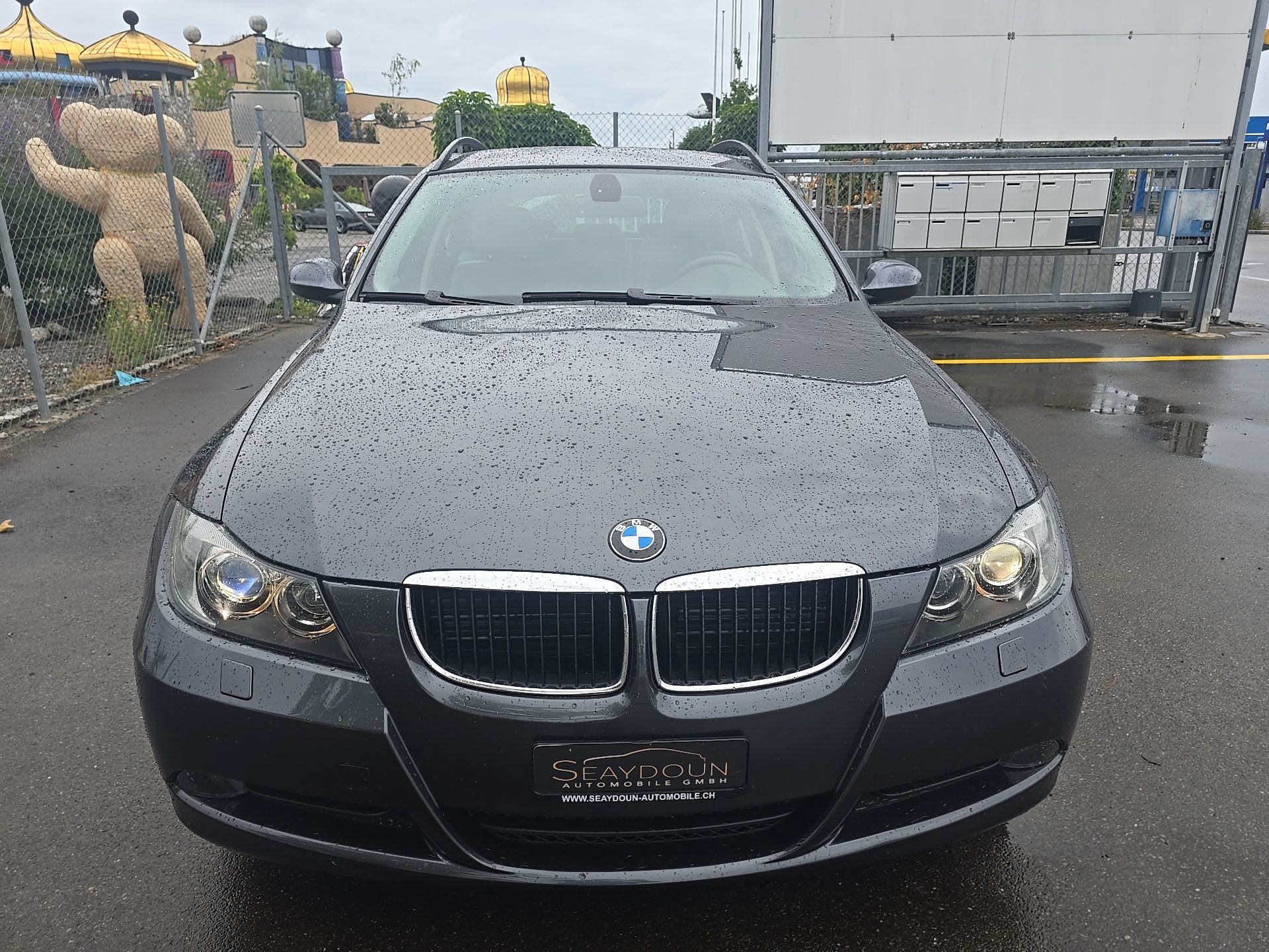 BMW 320d Touring Steptronic-image-6