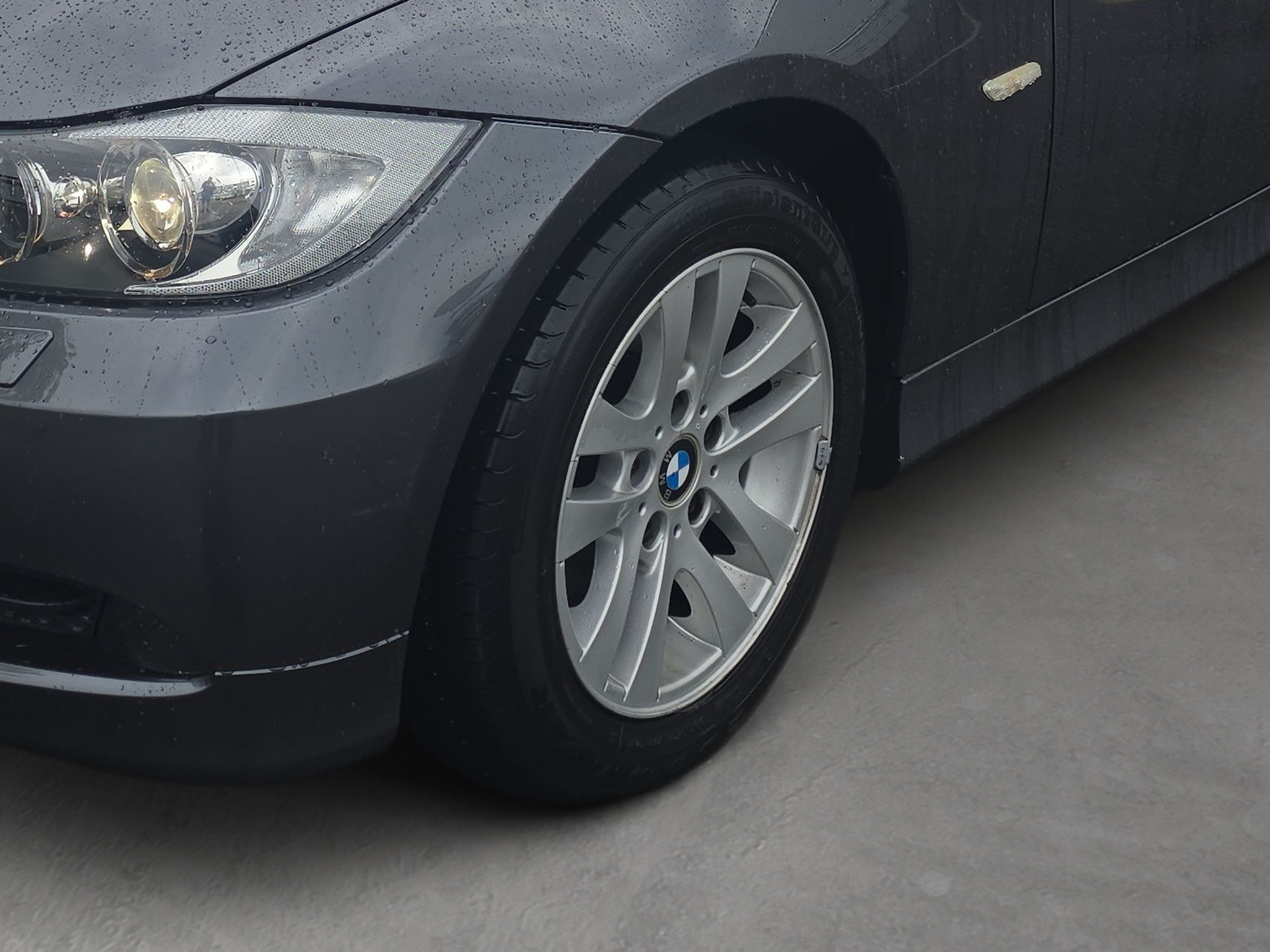 BMW 320d Touring Steptronic-image-9