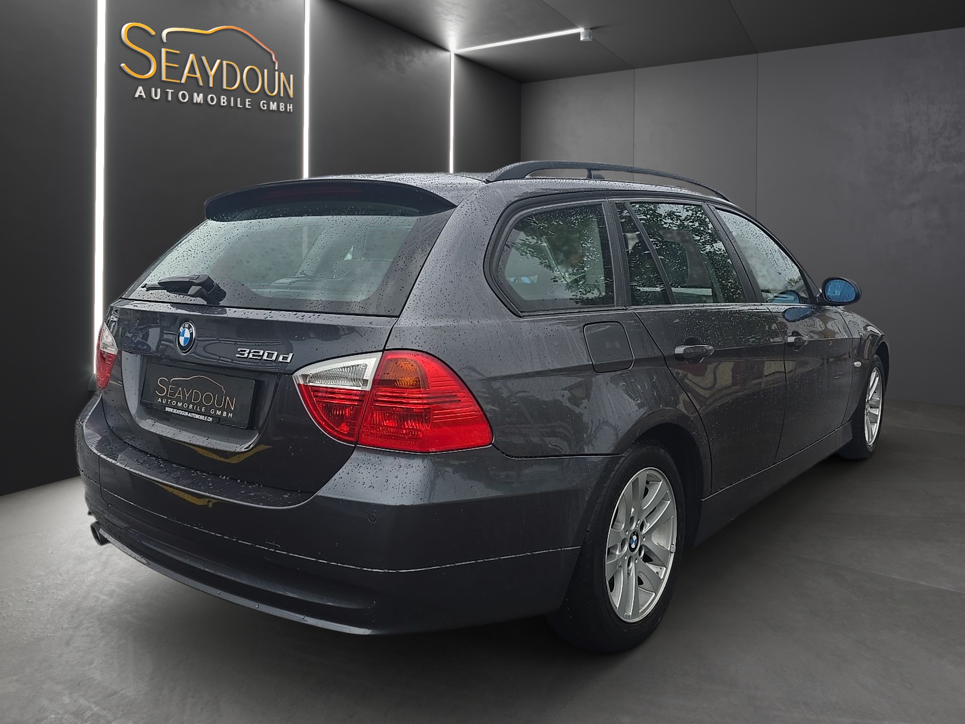 BMW 320d Touring Steptronic-image-3