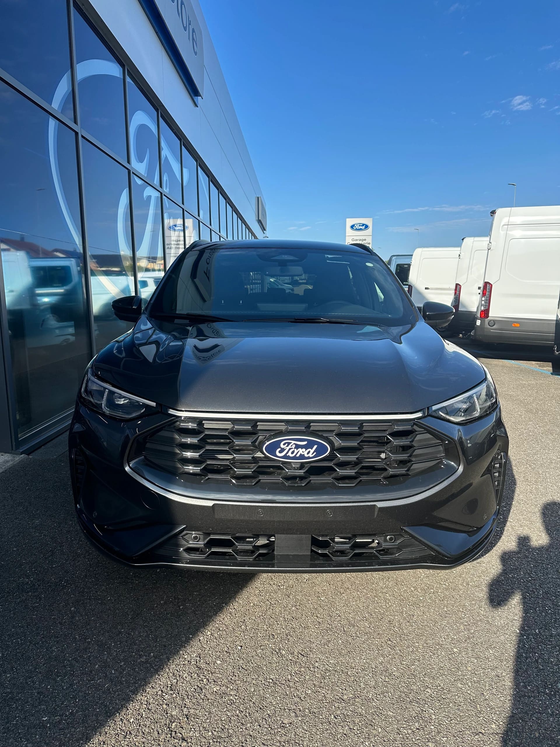 FORD Kuga 2.5 Plug-in Hybrid ST-Lin PHEV/FWD-image-8