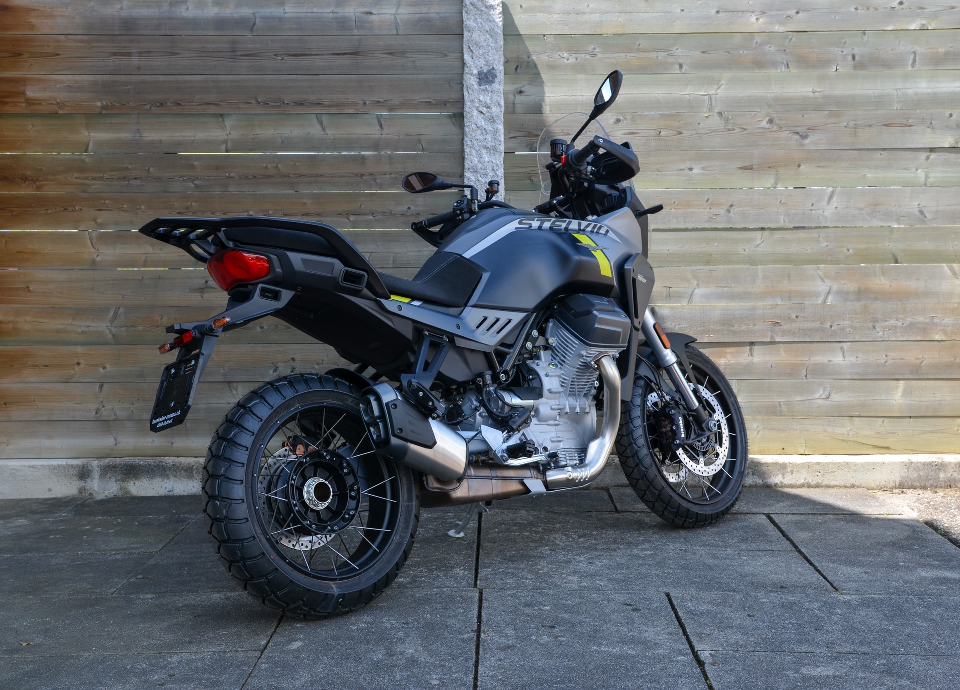 MOTO GUZZI Stelvio E5+-showroom-element-3