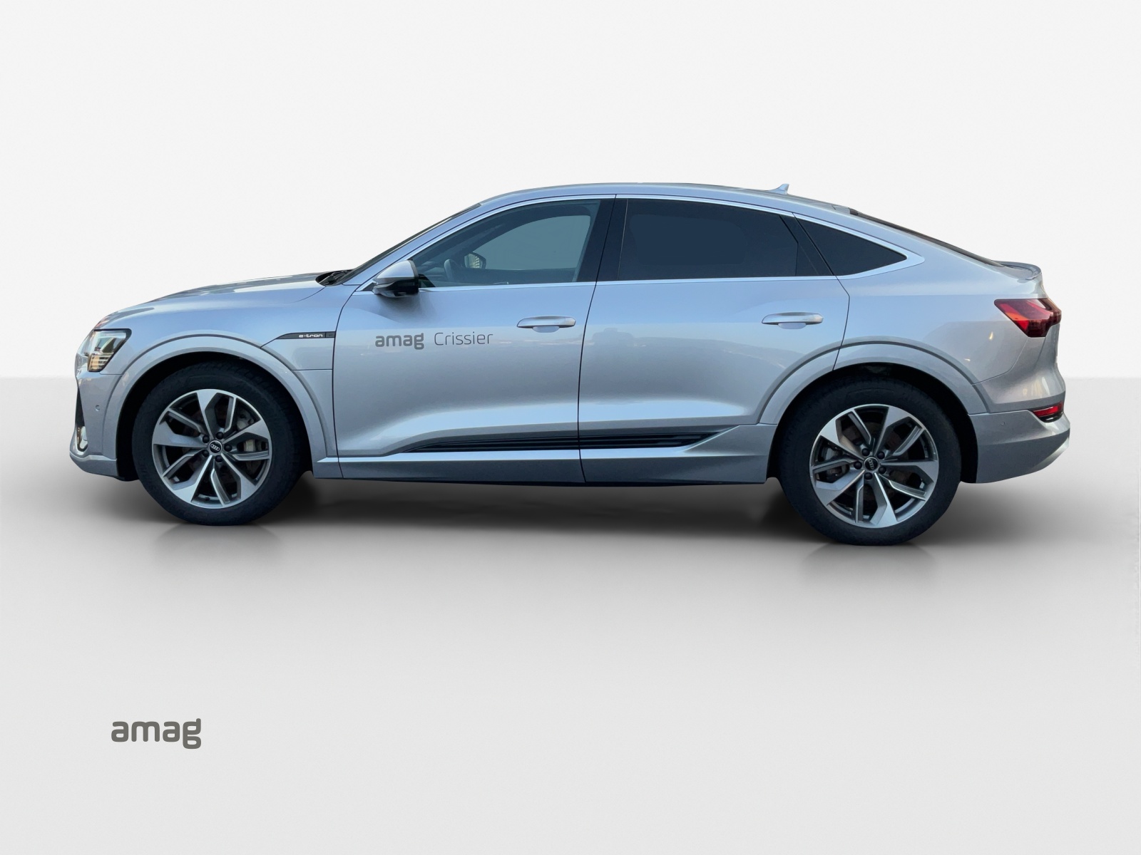 AUDI e-tron 55 Sportback S Line quattro-image-1