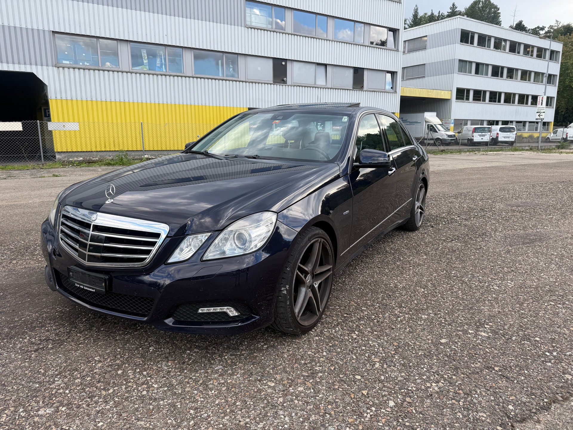 MERCEDES-BENZ E 350 CDI BlueEfficiency Avantgarde 7G-Tronic