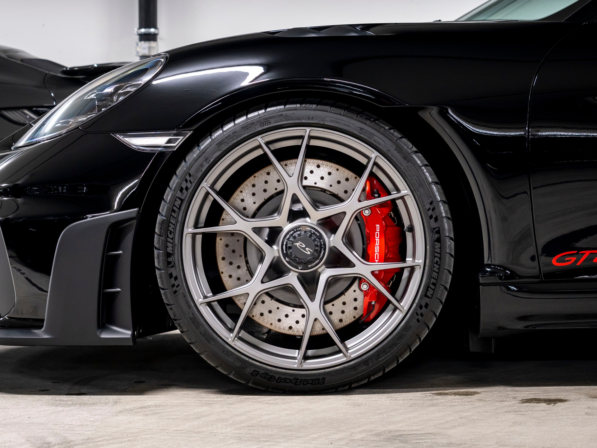 PORSCHE 718 Cayman GT4 RS PDK-image-12