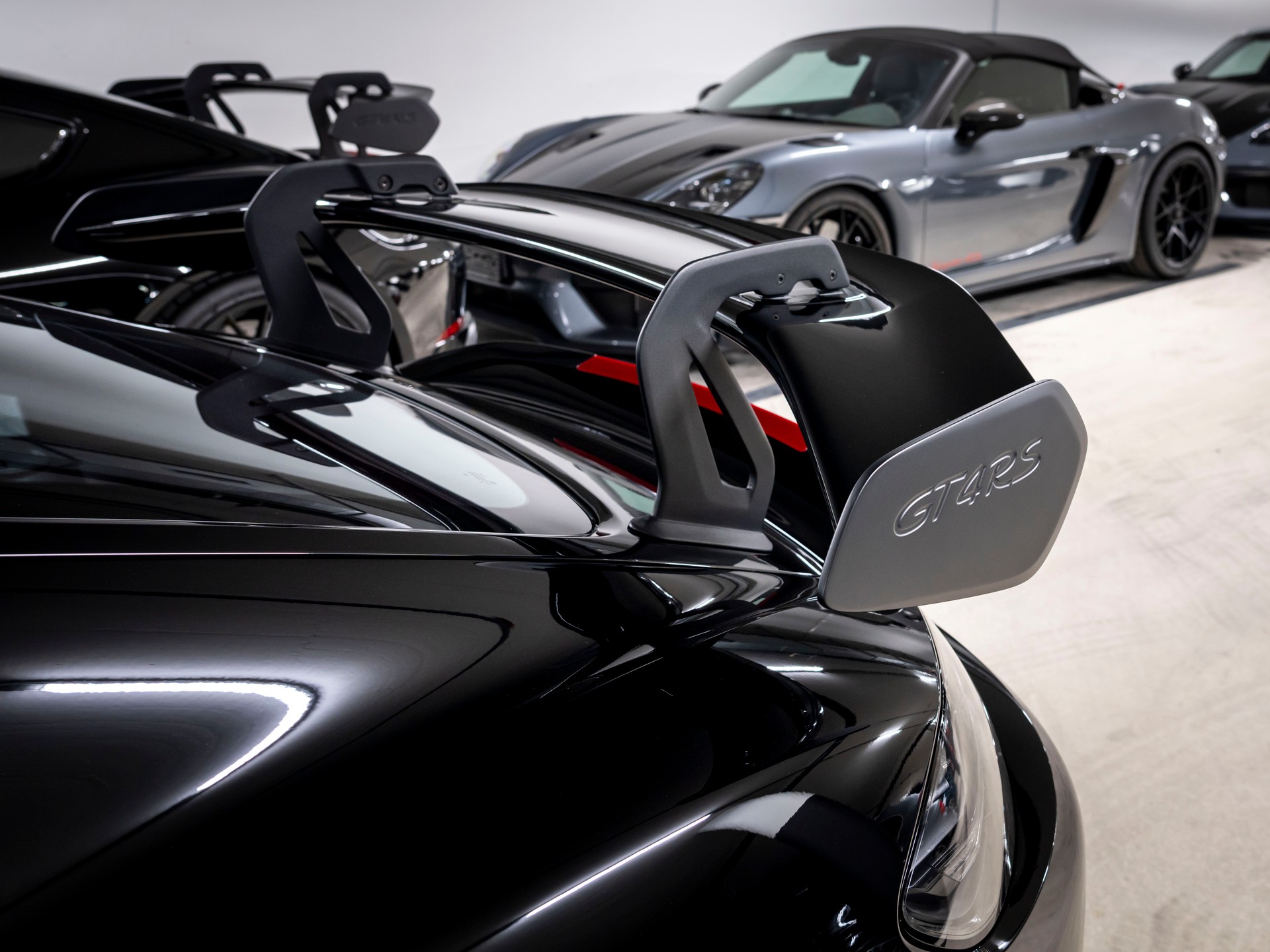 PORSCHE 718 Cayman GT4 RS PDK-image-13