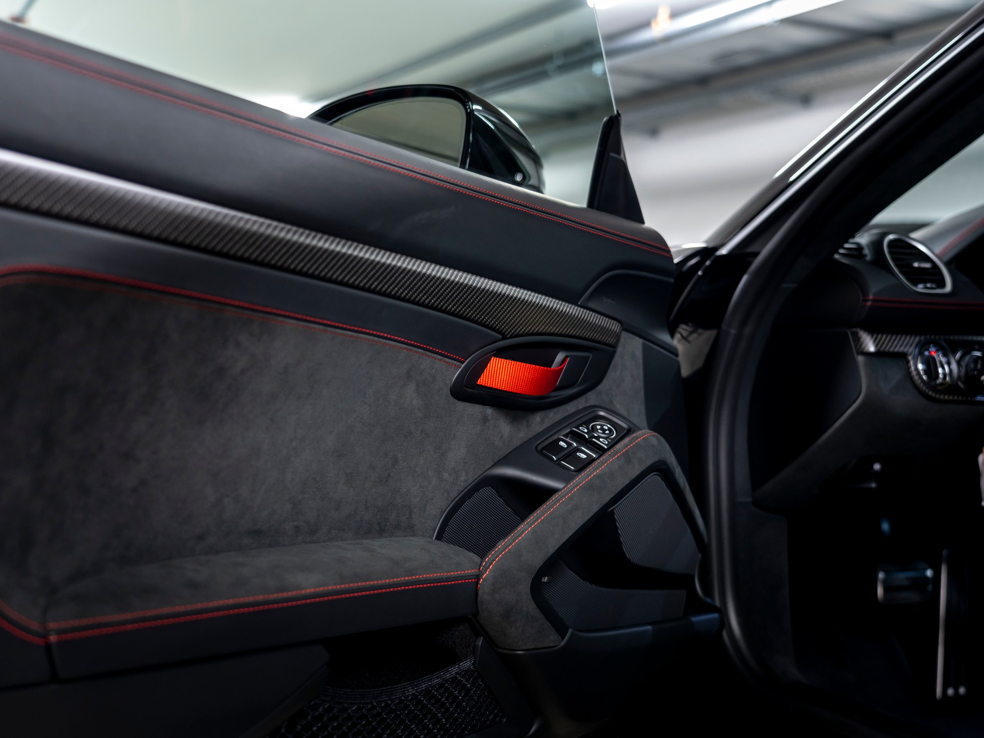 PORSCHE 718 Cayman GT4 RS PDK-image-24