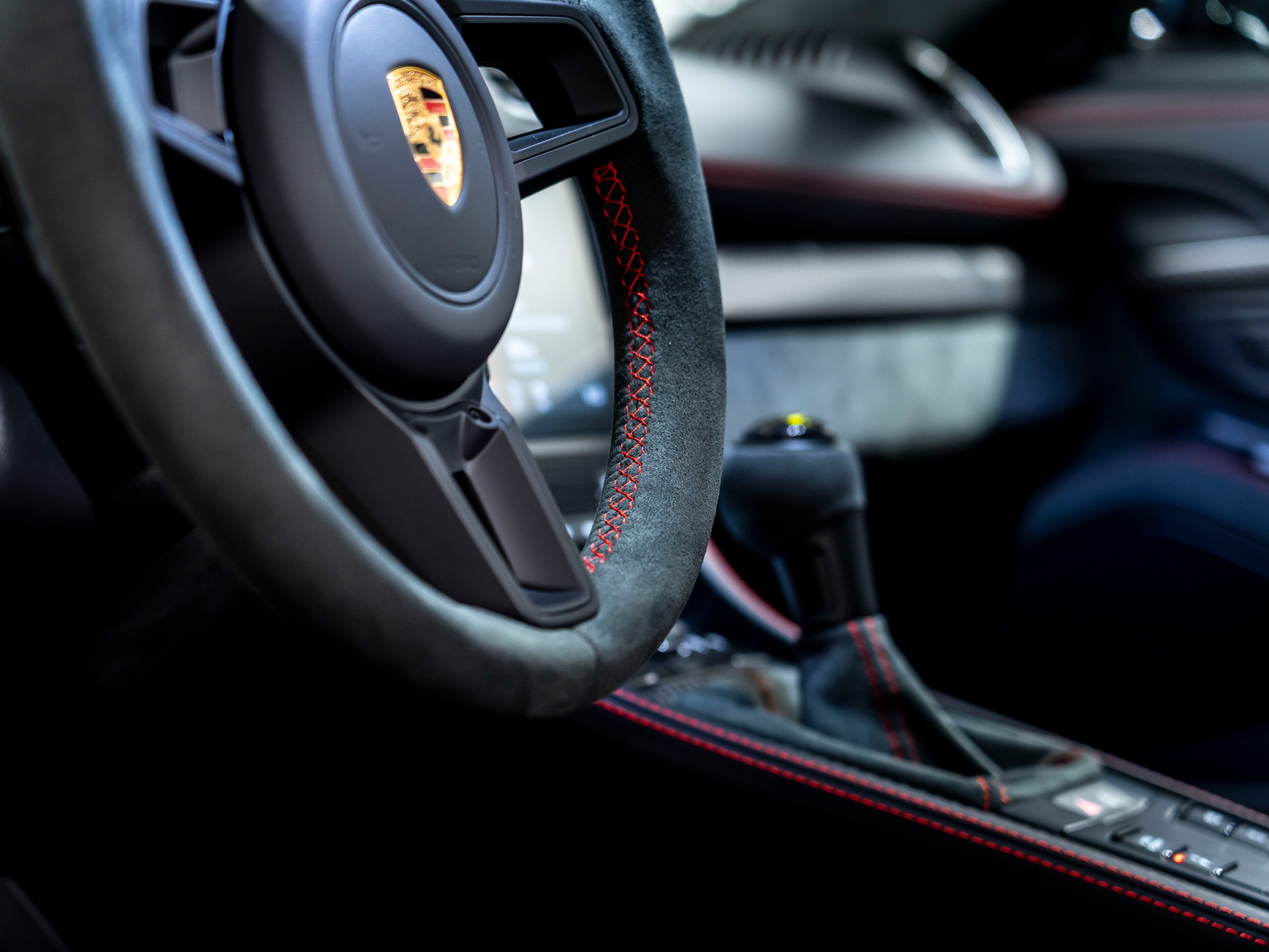 PORSCHE 718 Cayman GT4 RS PDK-image-21