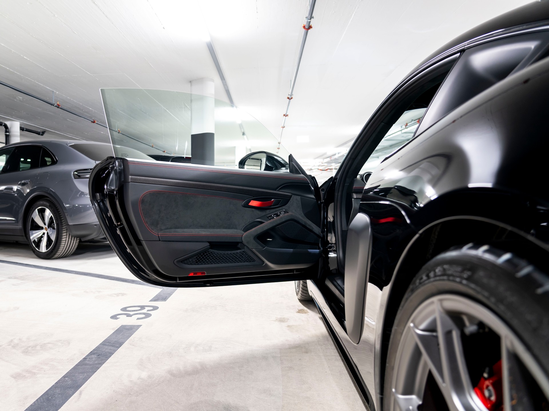 PORSCHE 718 Cayman GT4 RS PDK-image-26