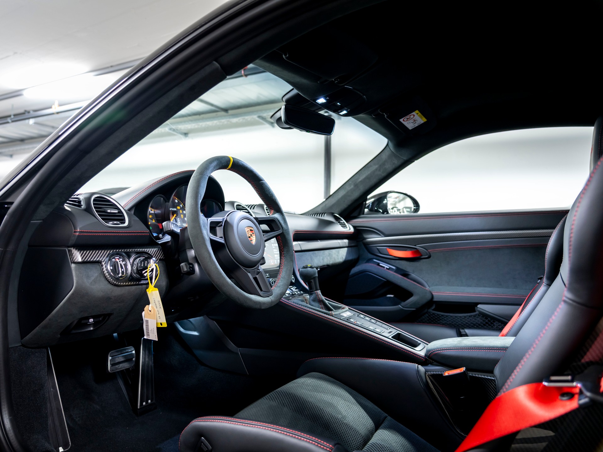 PORSCHE 718 Cayman GT4 RS PDK-image-19