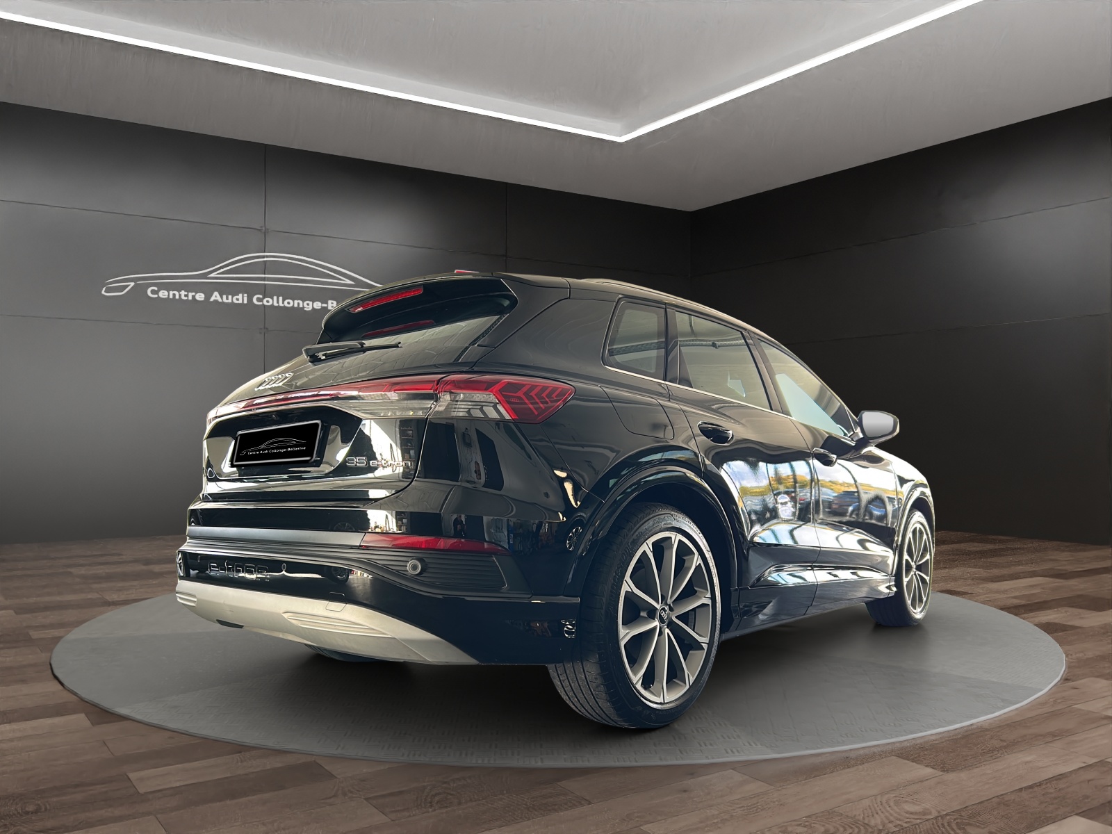 AUDI Q4 e-tron 35-image-5