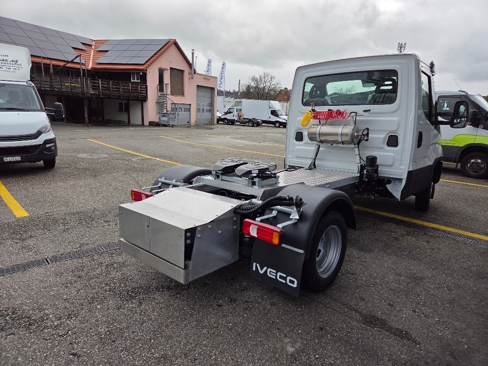 IVECO 50 C 18H A8-image-4