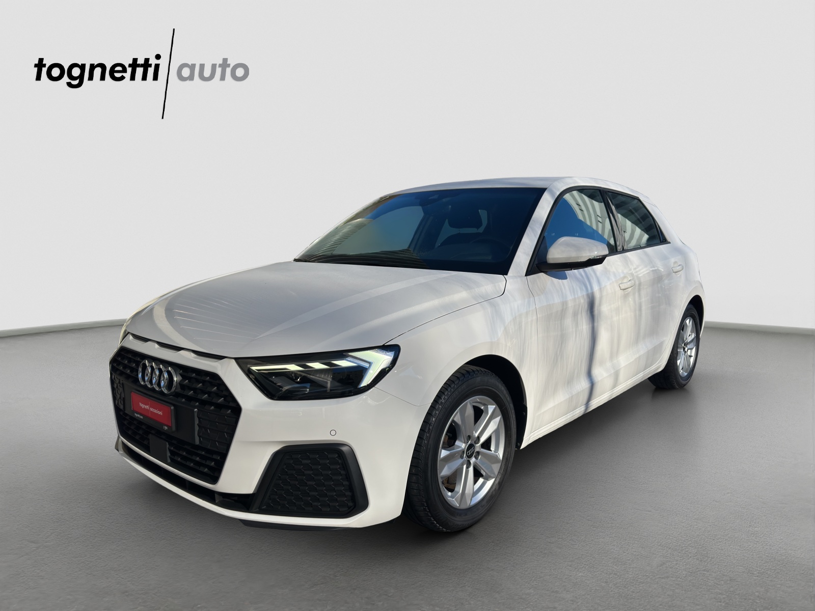 AUDI A1 Sportback 30 TFSI Attraction S-tronic-image-0