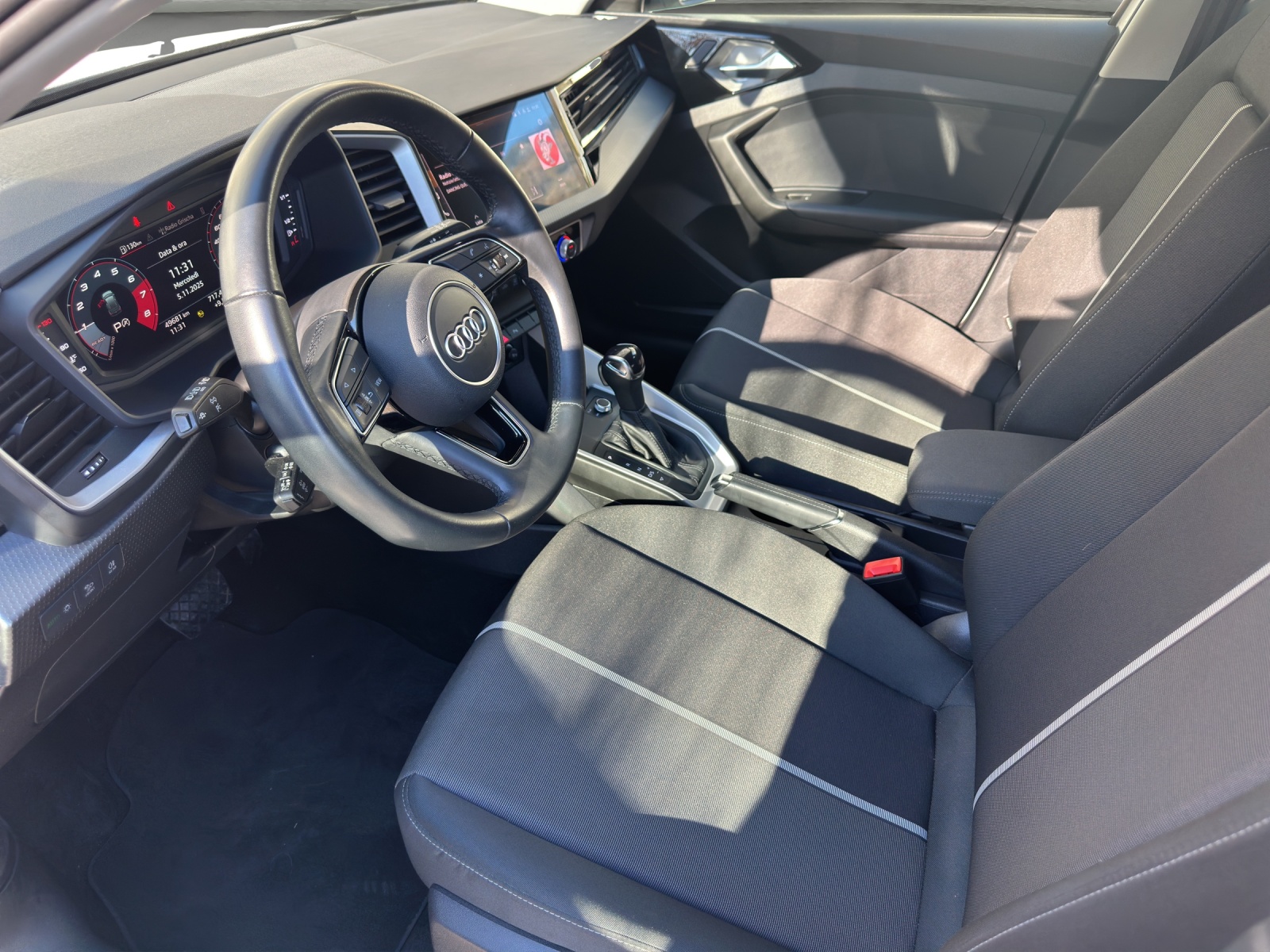 AUDI A1 Sportback 30 TFSI Attraction S-tronic-image-7