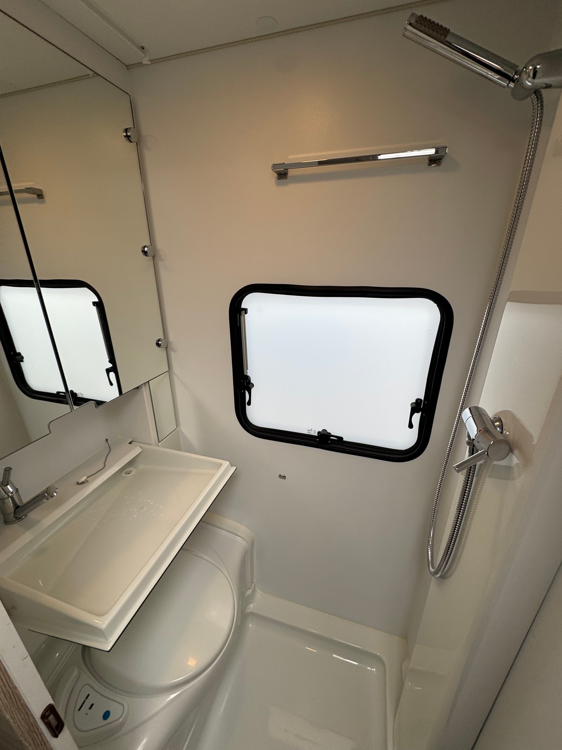 ADRIA Altea 542 PK-image-8