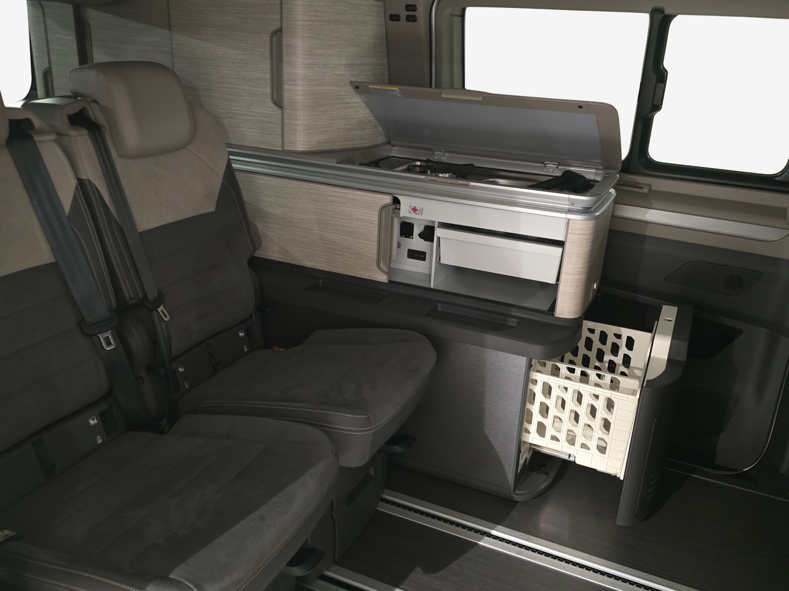 VW California 2.0 TSI Ocean Liberty-image-11