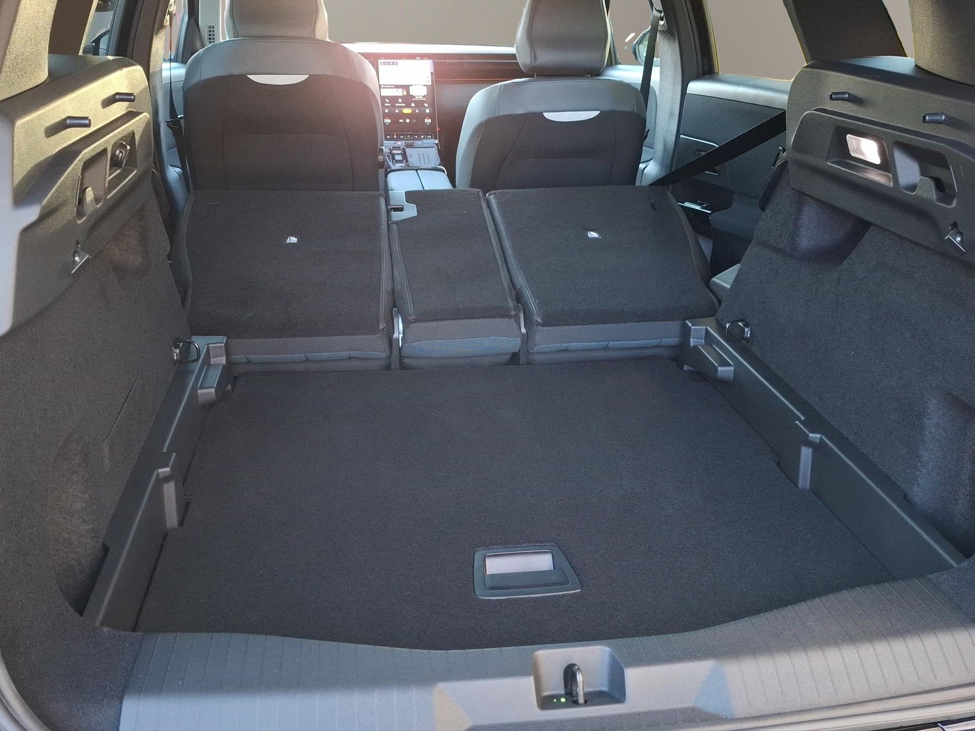 CITROEN C5 Aircross 1.2 Hybrid Plus-image-12