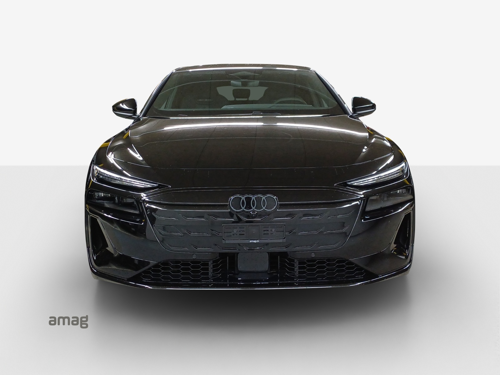 AUDI S6 Avant e-tron quattro-image-6