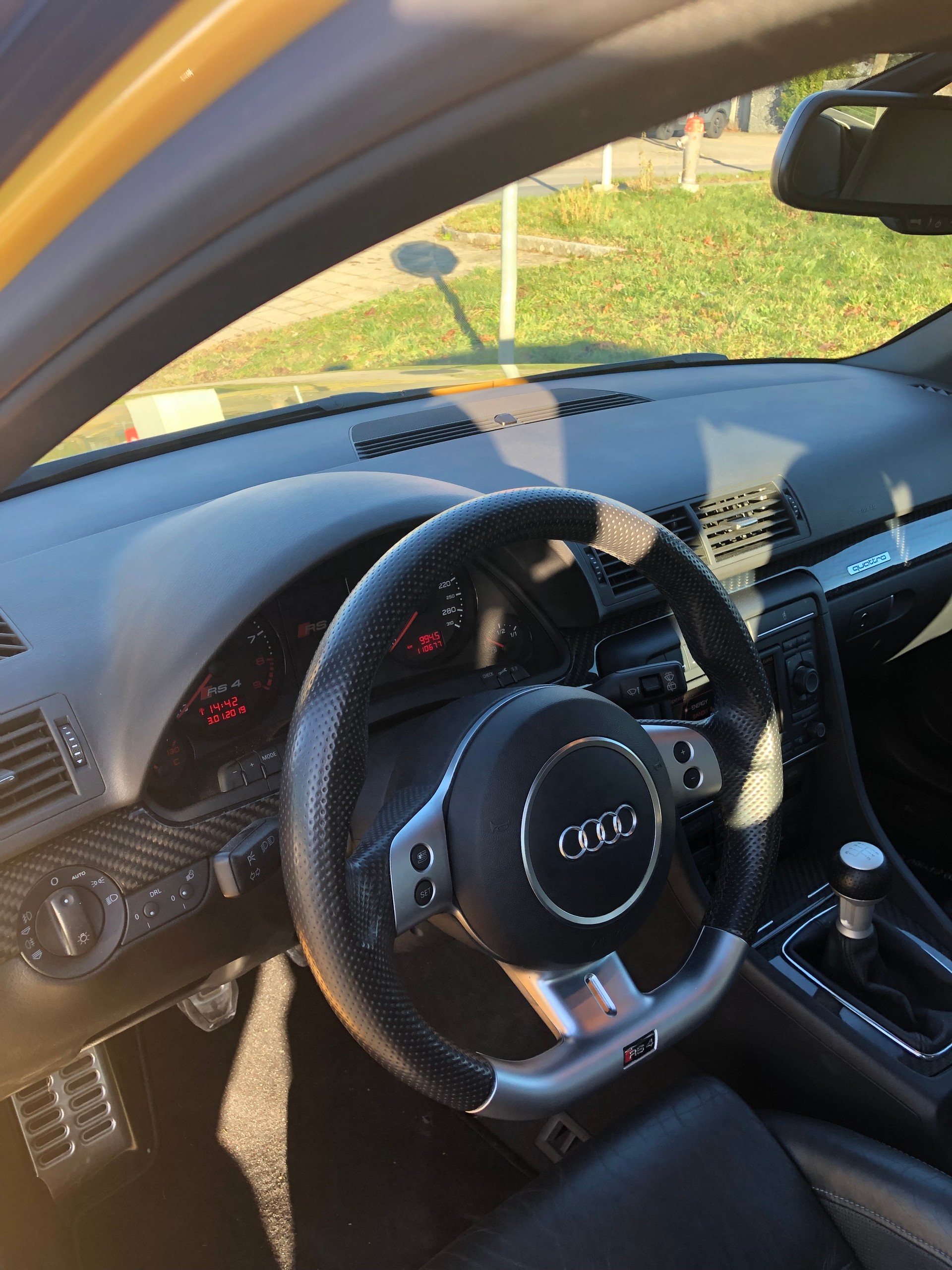 AUDI RS4 Avant 4.2 V8 quattro-image-9