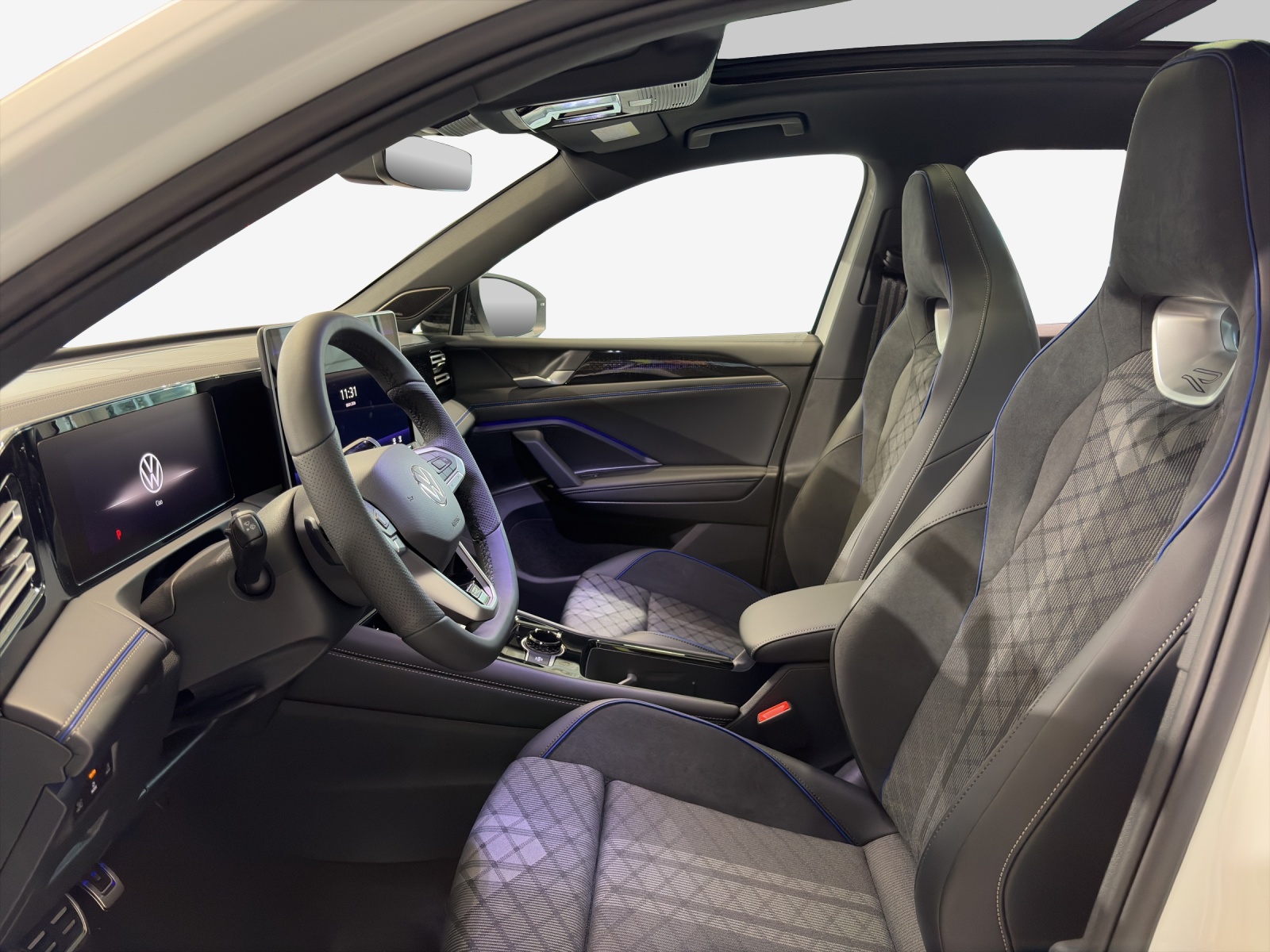 VW Tiguan 2.0 TSI DSG R-Line 4Motion-image-2