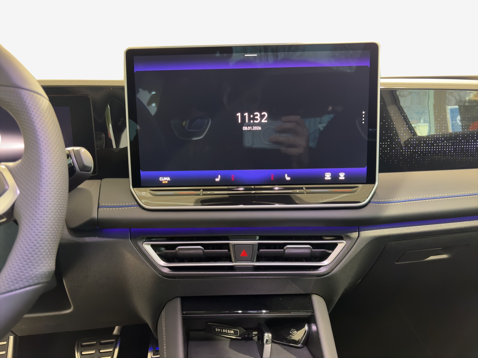 VW Tiguan 2.0 TSI DSG R-Line 4Motion-image-5