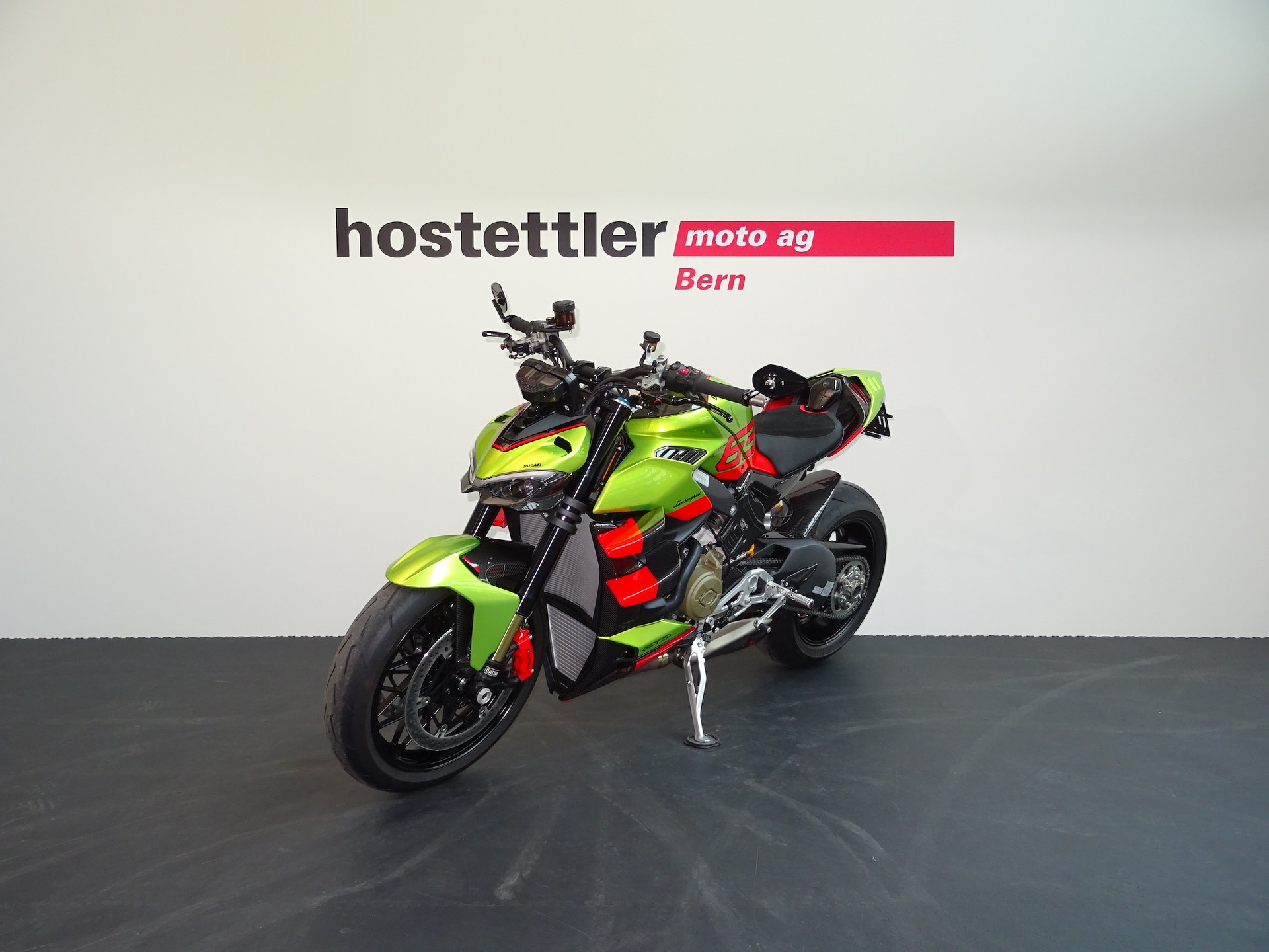 DUCATI Streetfighter V4 Lamborghini Nr. 019/630 Limited Edition-showroom-element-2