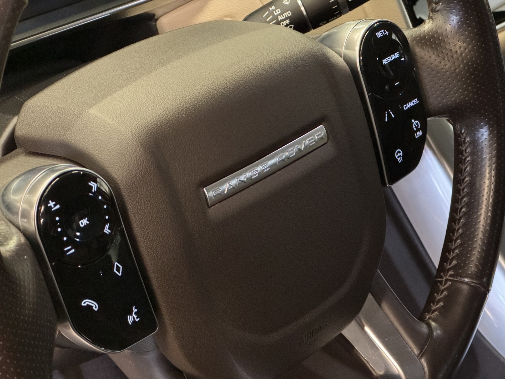 LAND ROVER Range Rover Sport 3.0 SDV6 HSE Dynamic Automatic-image-25