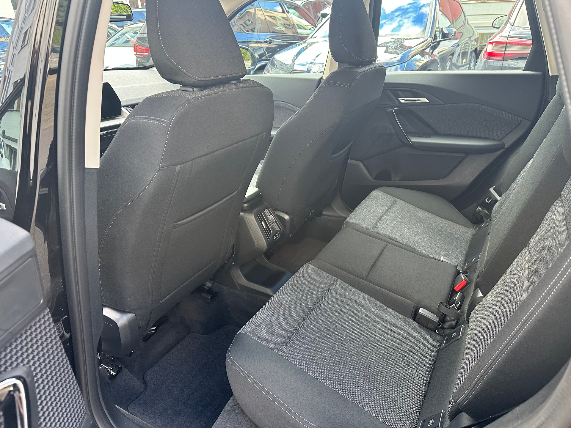 BMW X1 xDrive 20d 48V-image-5