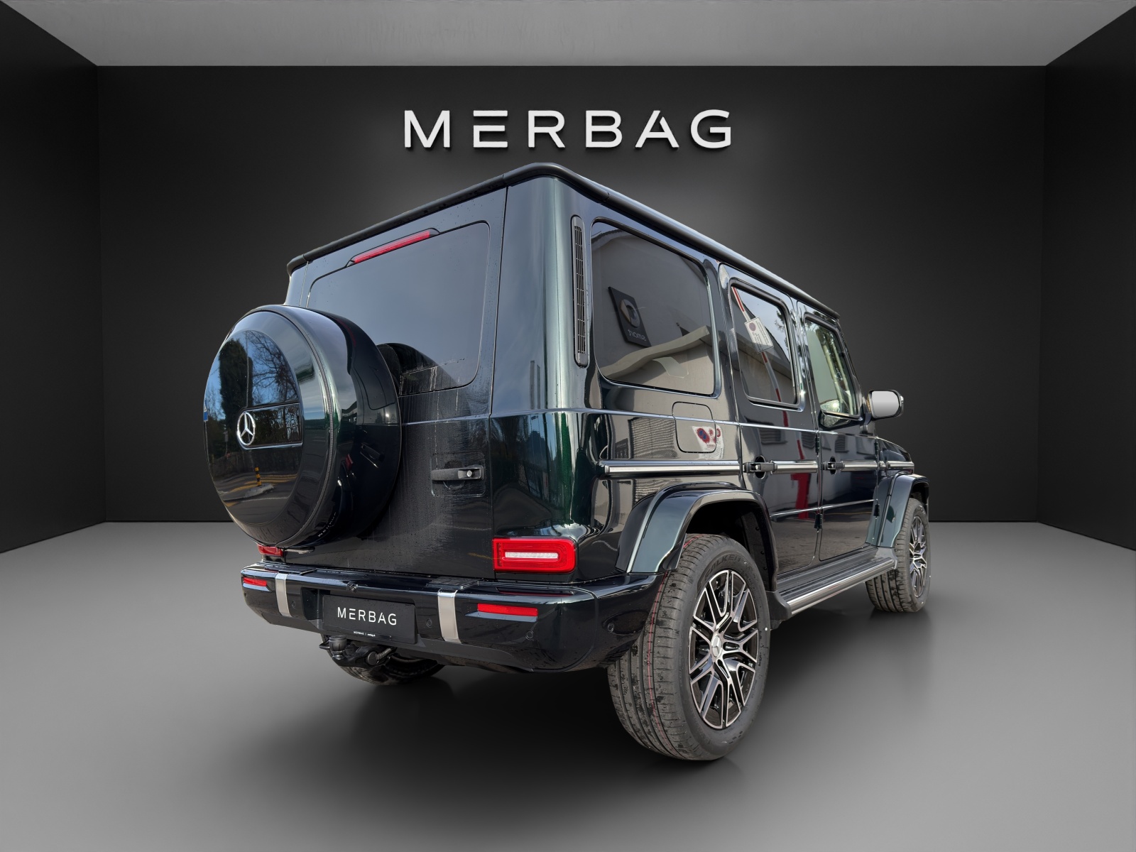 MERCEDES-BENZ G 450d 9G-Tronic-image-2