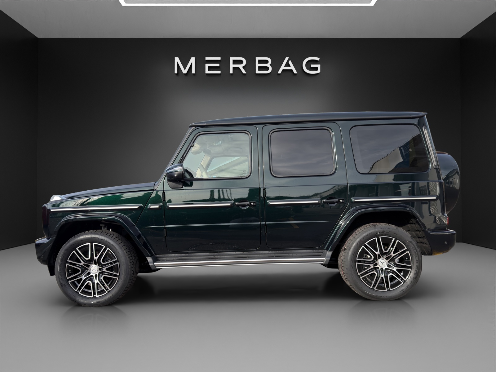 MERCEDES-BENZ G 450d 9G-Tronic-image-5
