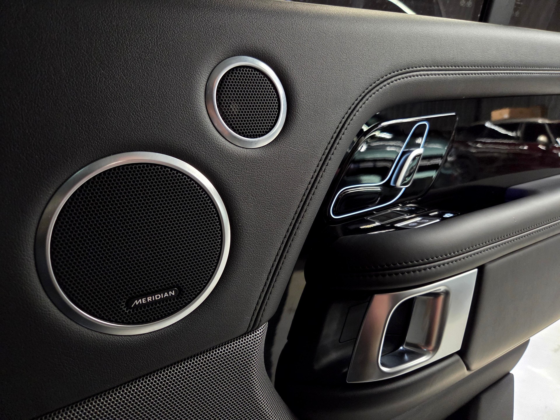 LAND ROVER Range Rover 5.0 V8 SC Vogue-image-21