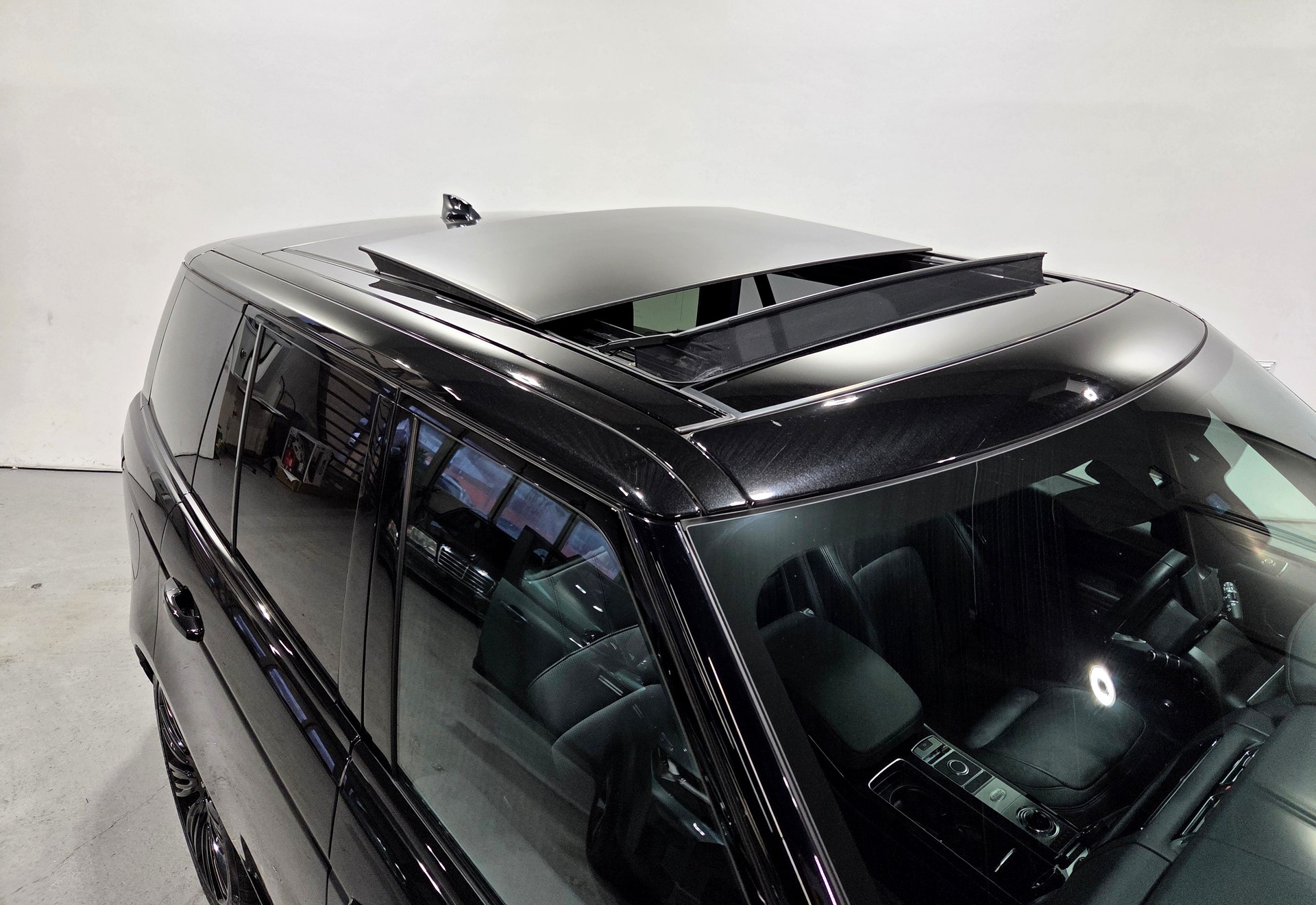 LAND ROVER Range Rover 5.0 V8 SC Vogue-image-9