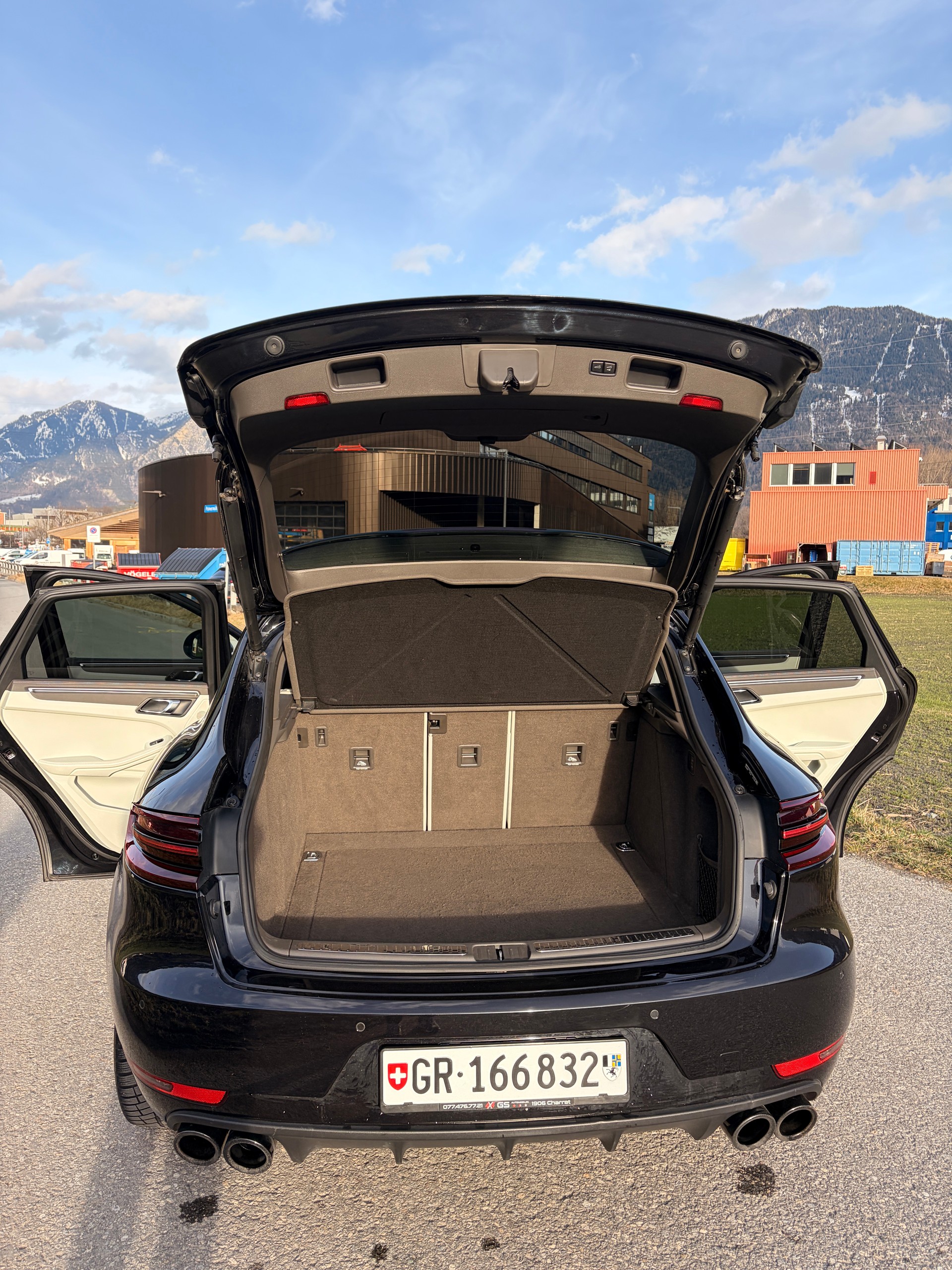 PORSCHE Macan Turbo PDK-image-10