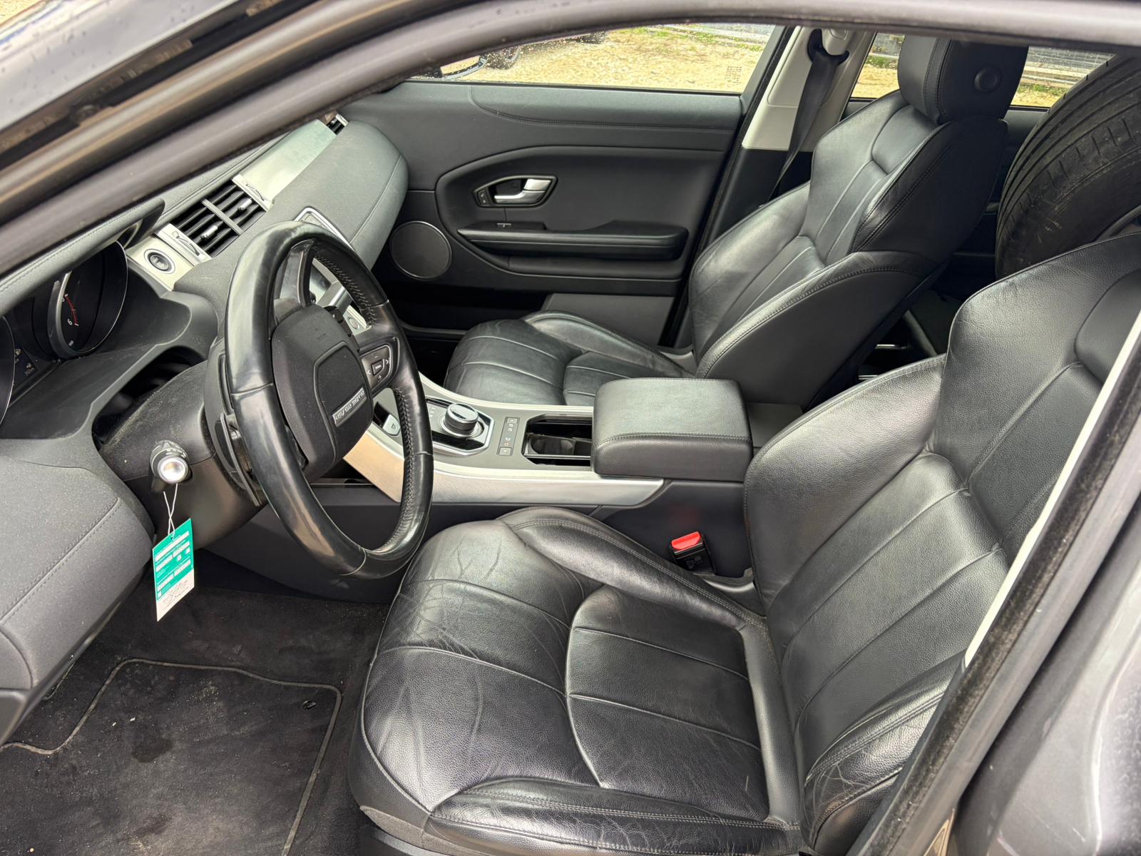 LAND ROVER Range Rover Evoque 2.0 TD4 HSE Dynamic AT9-image-4