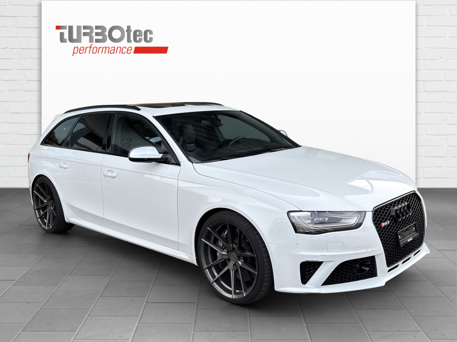 AUDI RS4 Avant 4.2 V8 Schalensitze, Keramik-image-3