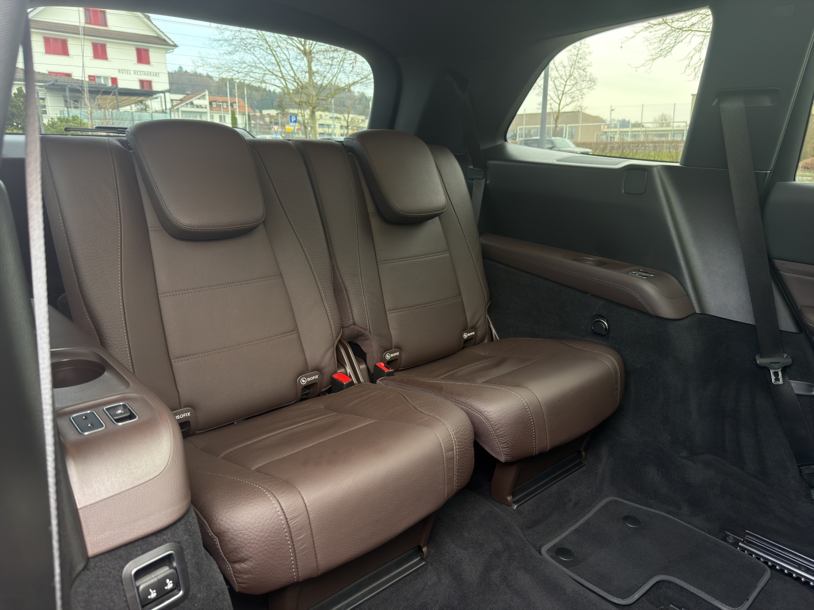 MERCEDES-BENZ GLS 400 d 4Matic AMG Line 9G-Tronic-image-23