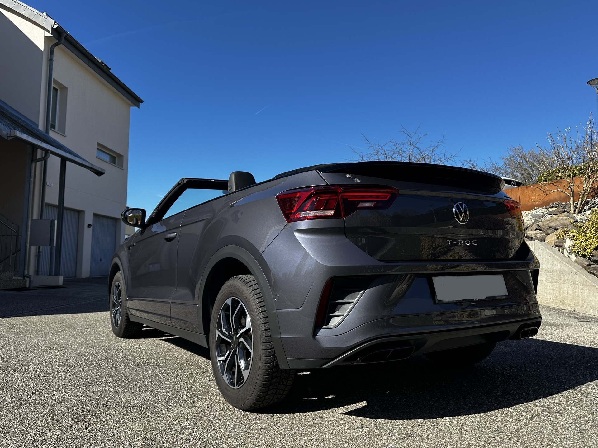 VW T-Roc Cabriolet 1.5 TSI EVO R-Line DSG-image-3