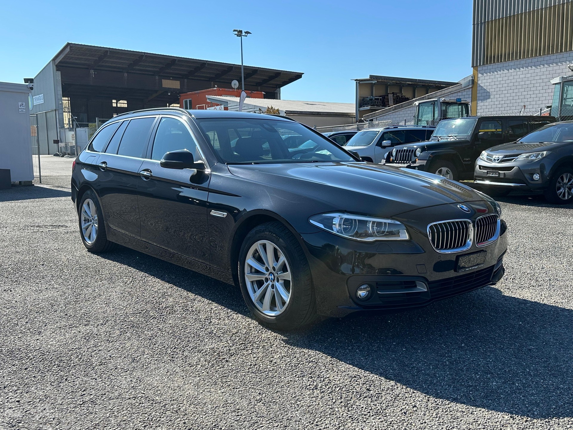 BMW 530d Touring xDrive Steptronic-image-4